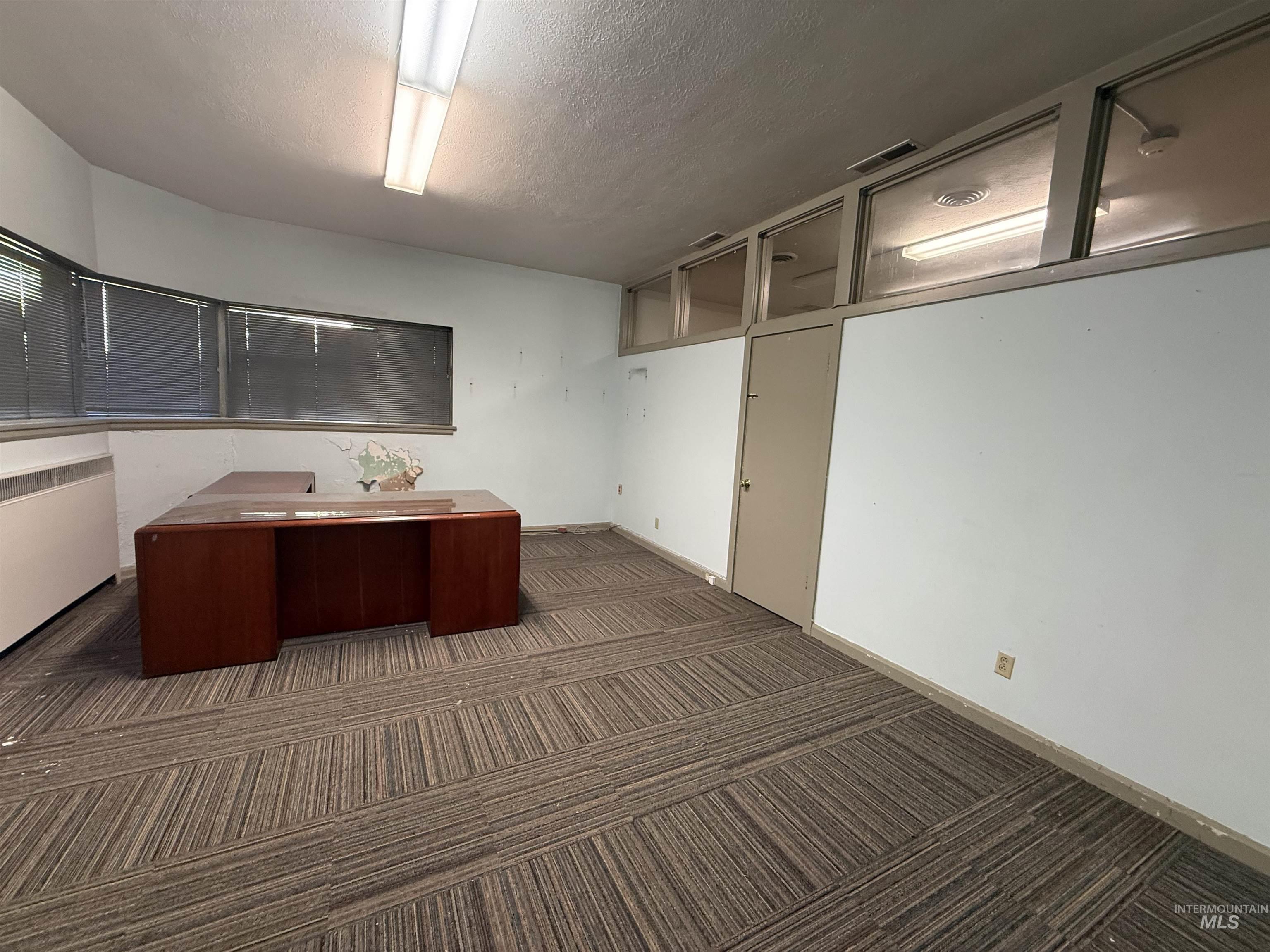 348 4Th Ave N, Twin Falls, Idaho 83301, 21 Rooms, Business/Commercial For Sale, Price $450,000,MLS 99000741