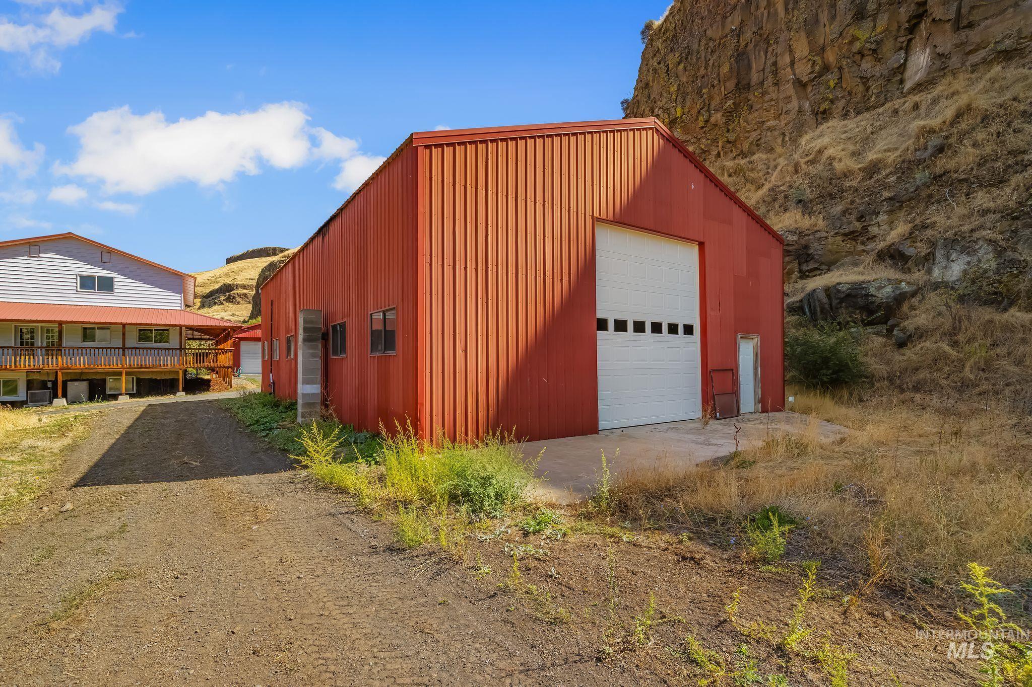 3387 Asotin Creek Road, Asotin, Washington 99402, 6 Bedrooms, 4.5 Bathrooms, Residential For Sale, Price $895,000, 99000746