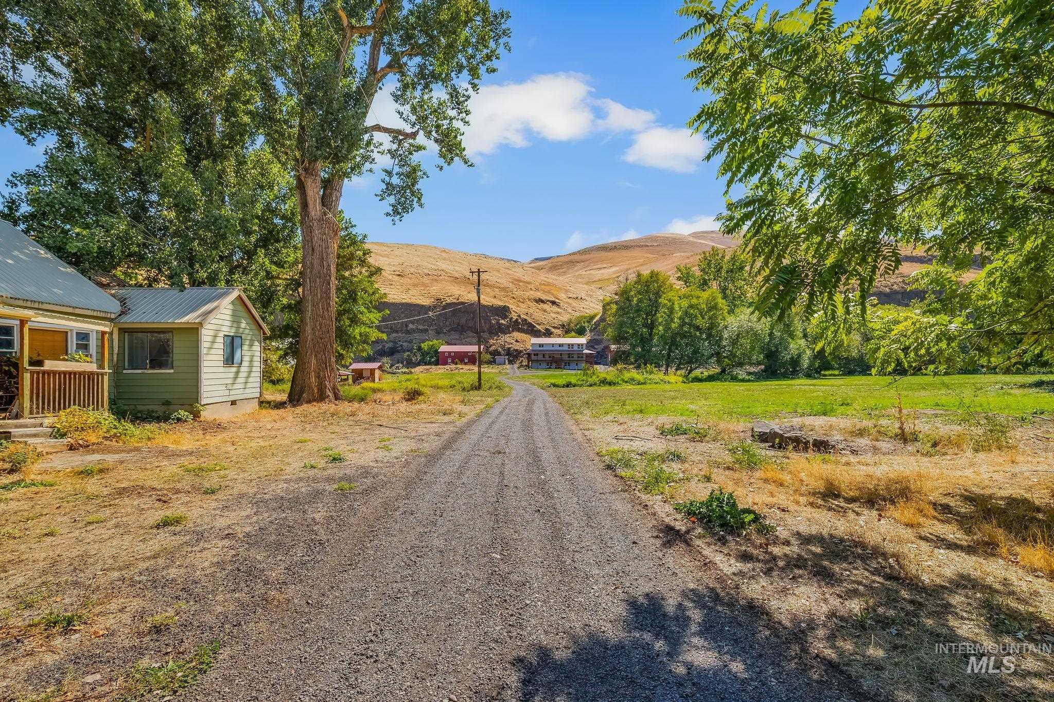 3387 Asotin Creek Road, Asotin, Washington 99402, 6 Bedrooms, 4.5 Bathrooms, Residential For Sale, Price $895,000, 99000746