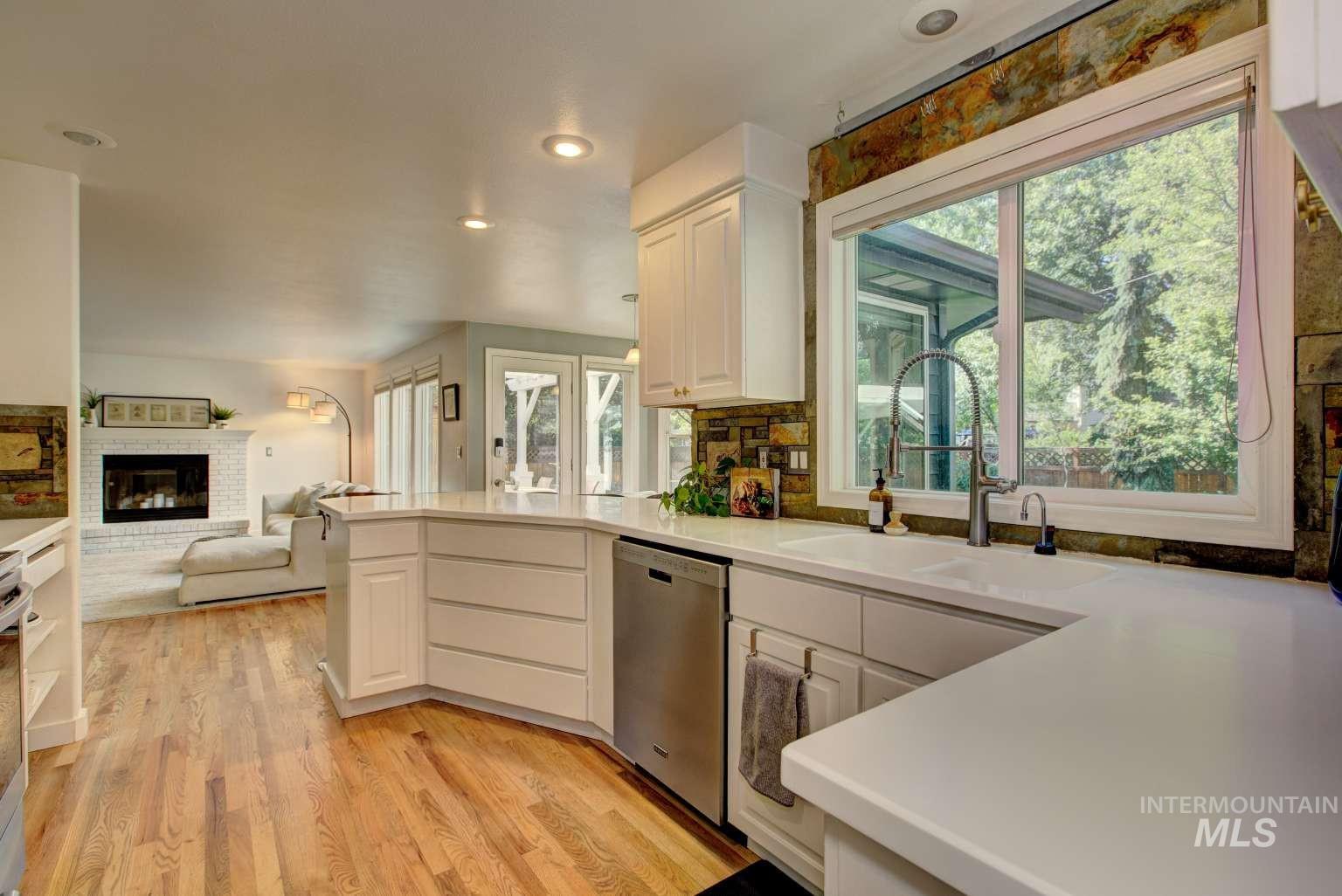 4974 N Rivervista Way, Garden City, Idaho 83714, 4 Bedrooms, 3 Bathrooms, Residential For Sale, Price $729,900, 99000748