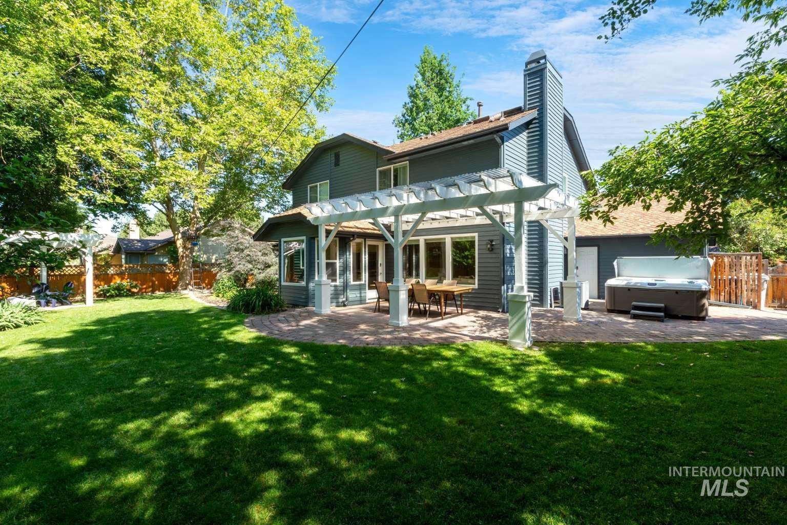 4974 N Rivervista Way, Garden City, Idaho 83714, 4 Bedrooms, 3 Bathrooms, Residential For Sale, Price $729,900, 99000748