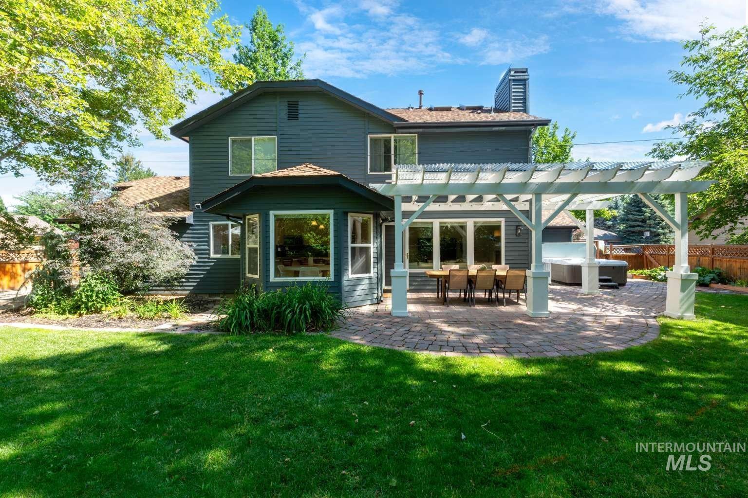 4974 N Rivervista Way, Garden City, Idaho 83714, 4 Bedrooms, 3 Bathrooms, Residential For Sale, Price $729,900, 99000748