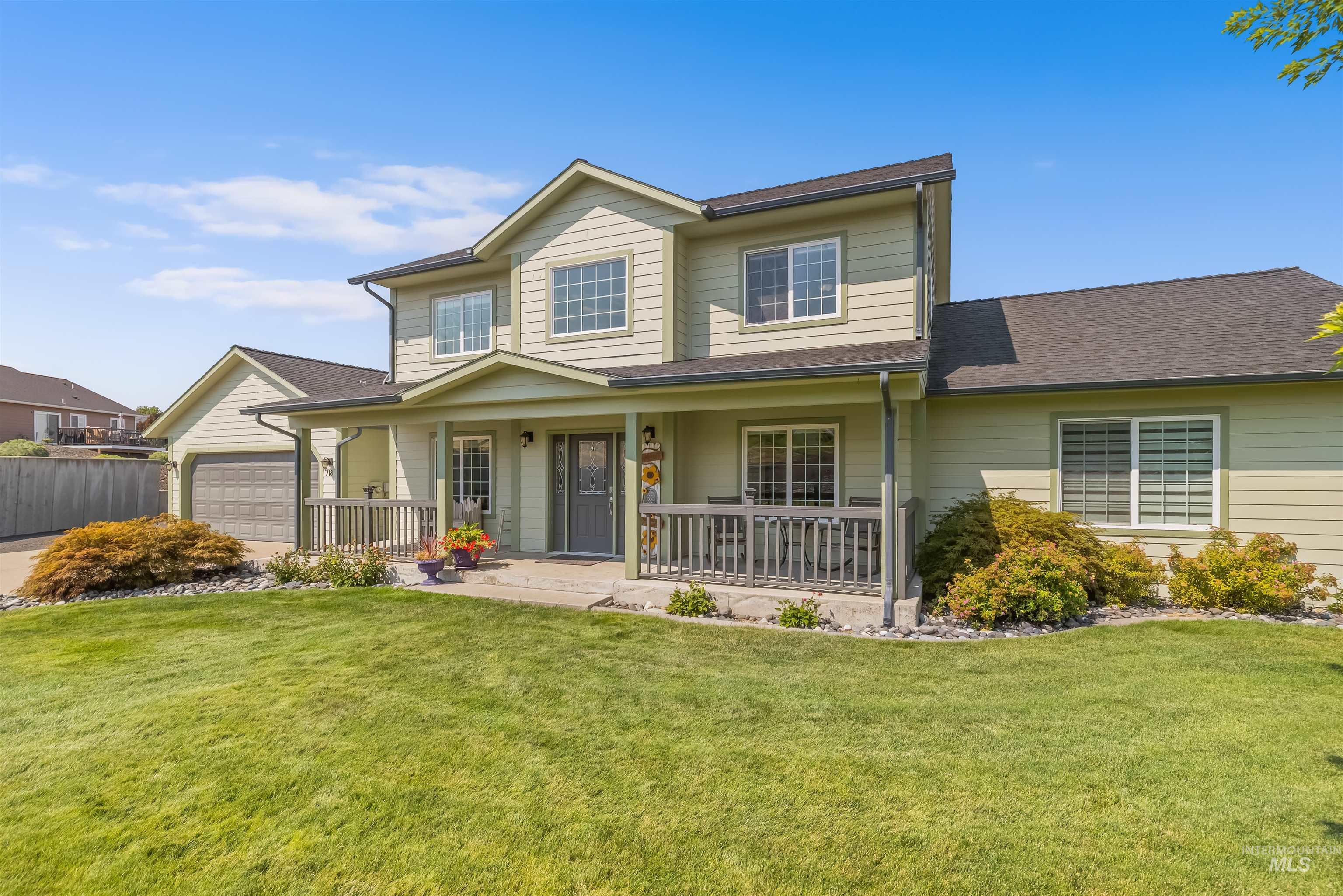 718 Talons Court, Lewiston, Idaho 83501, 4 Bedrooms, 3.5 Bathrooms, Residential For Sale, Price $825,000, 99000749