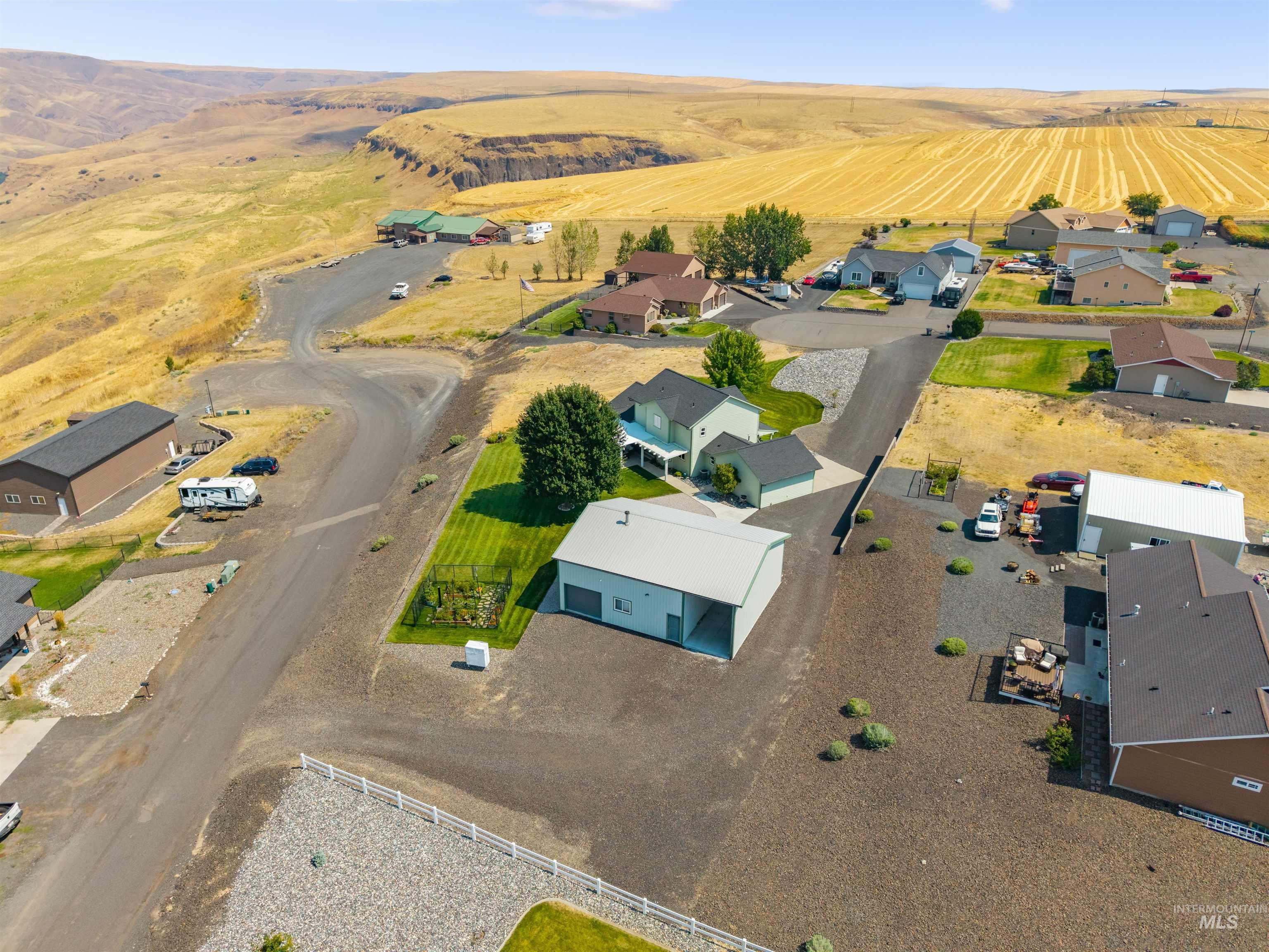 718 Talons Court, Lewiston, Idaho 83501, 4 Bedrooms, 3.5 Bathrooms, Residential For Sale, Price $825,000, 99000749