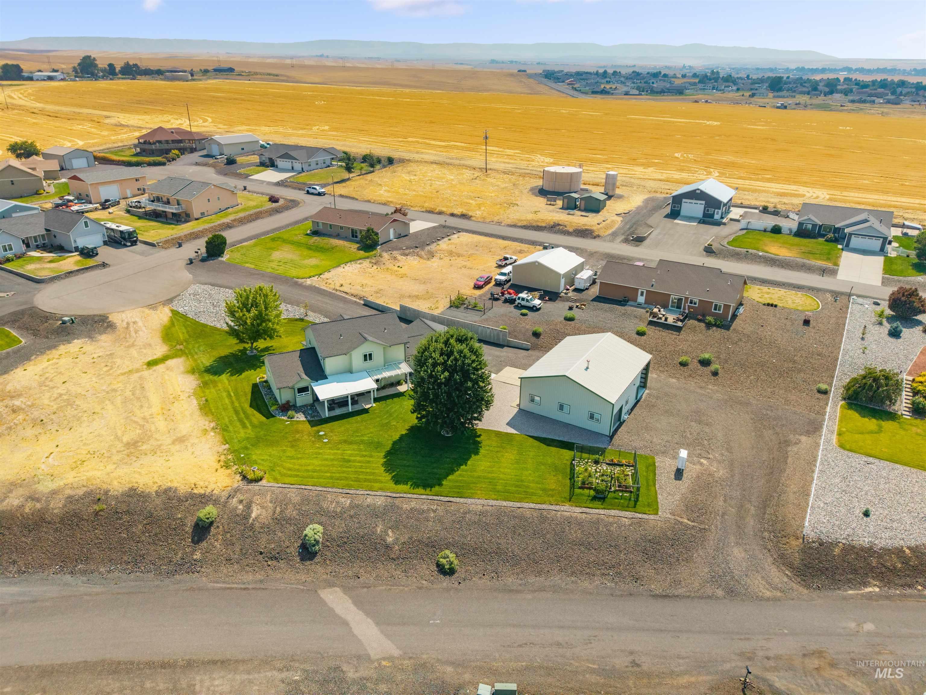 718 Talons Court, Lewiston, Idaho 83501, 4 Bedrooms, 3.5 Bathrooms, Residential For Sale, Price $825,000, 99000749
