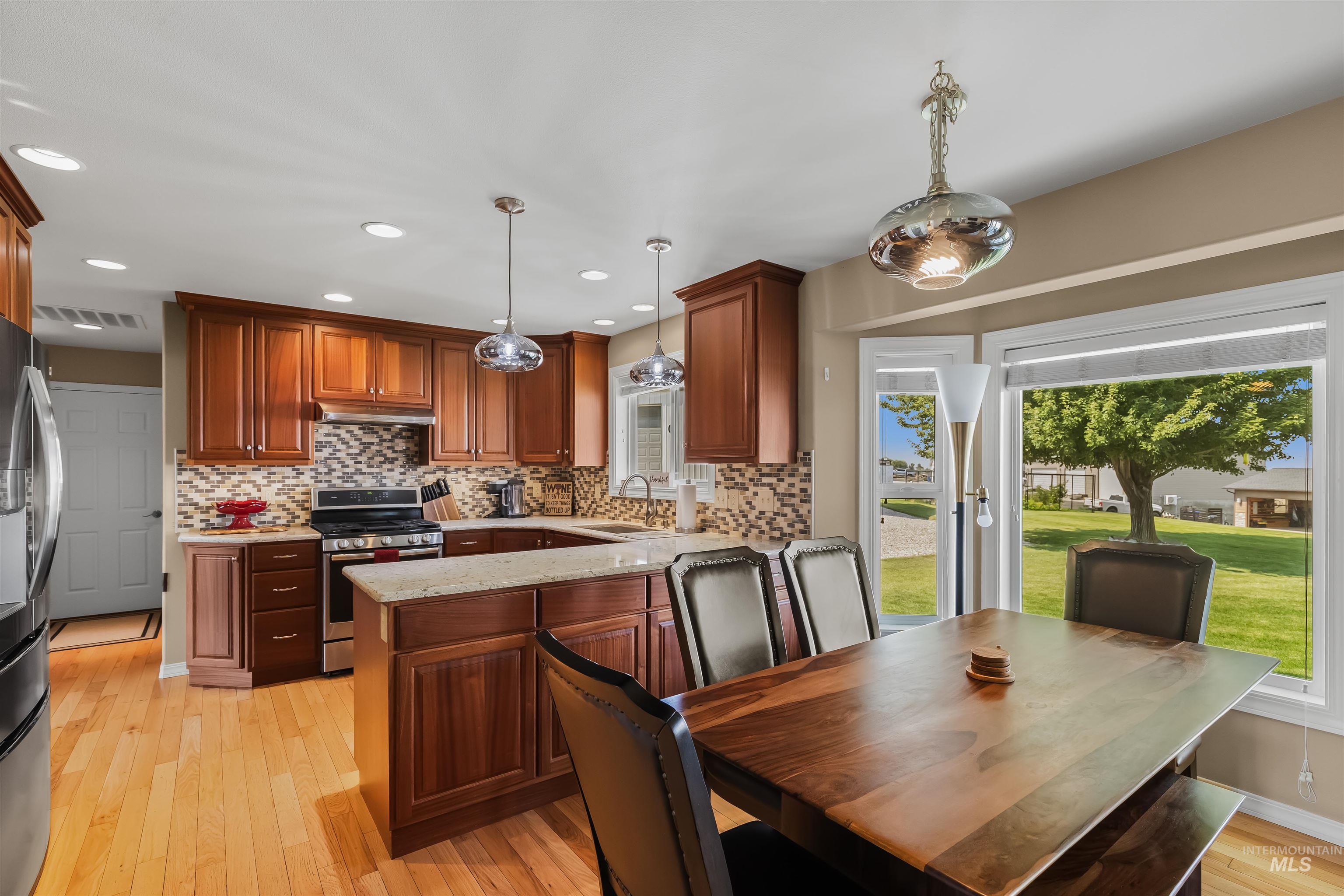 718 Talons Court, Lewiston, Idaho 83501, 4 Bedrooms, 3.5 Bathrooms, Residential For Sale, Price $825,000, 99000749