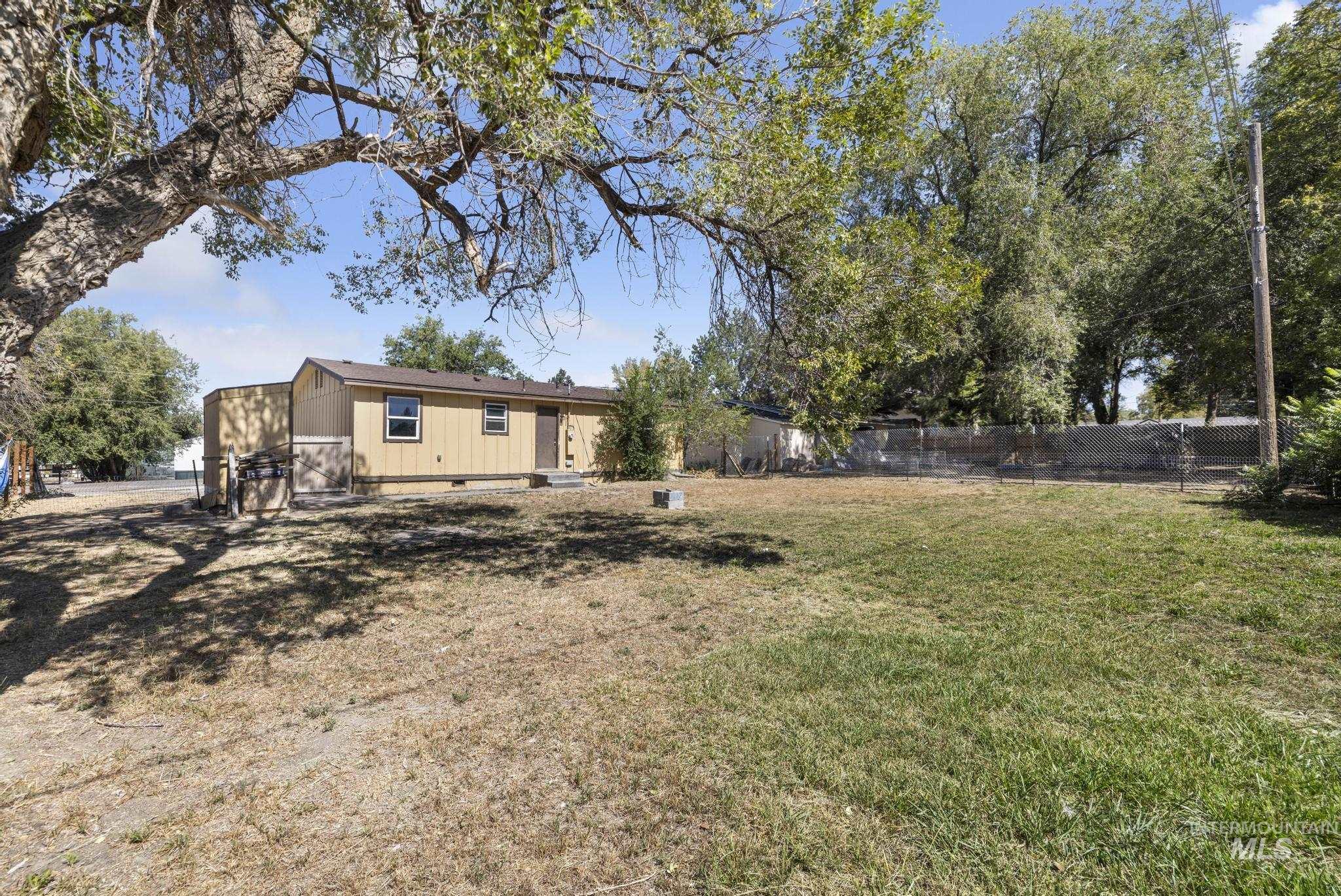 219 E H Ave, Jerome, Idaho 83318, 3 Bedrooms, 1 Bathroom, Residential For Sale, Price $219,000, 99000751