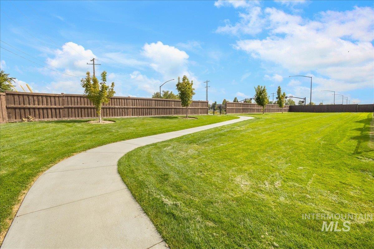 3283 W Ladle Rapids Ct, Meridian, Idaho 83646, 4 Bedrooms, 2.5 Bathrooms, Residential For Sale, Price $589,900, 99000753