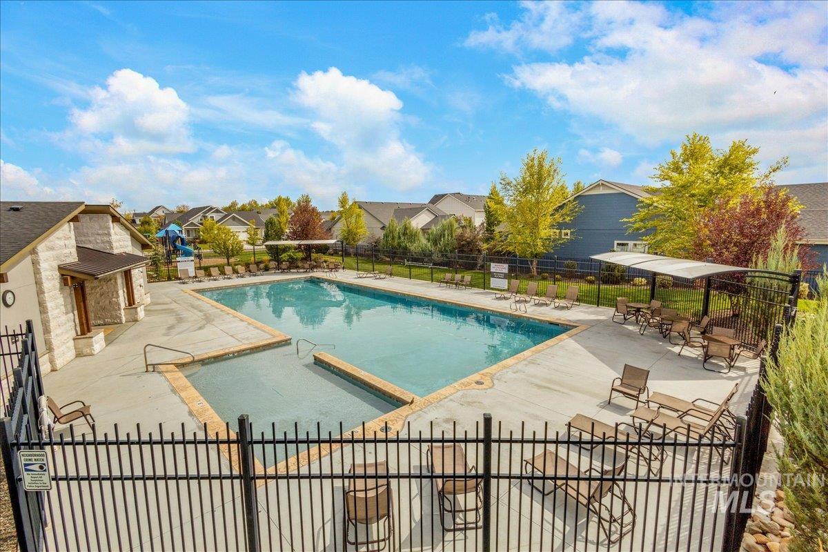 3283 W Ladle Rapids Ct, Meridian, Idaho 83646, 4 Bedrooms, 2.5 Bathrooms, Residential For Sale, Price $589,900, 99000753