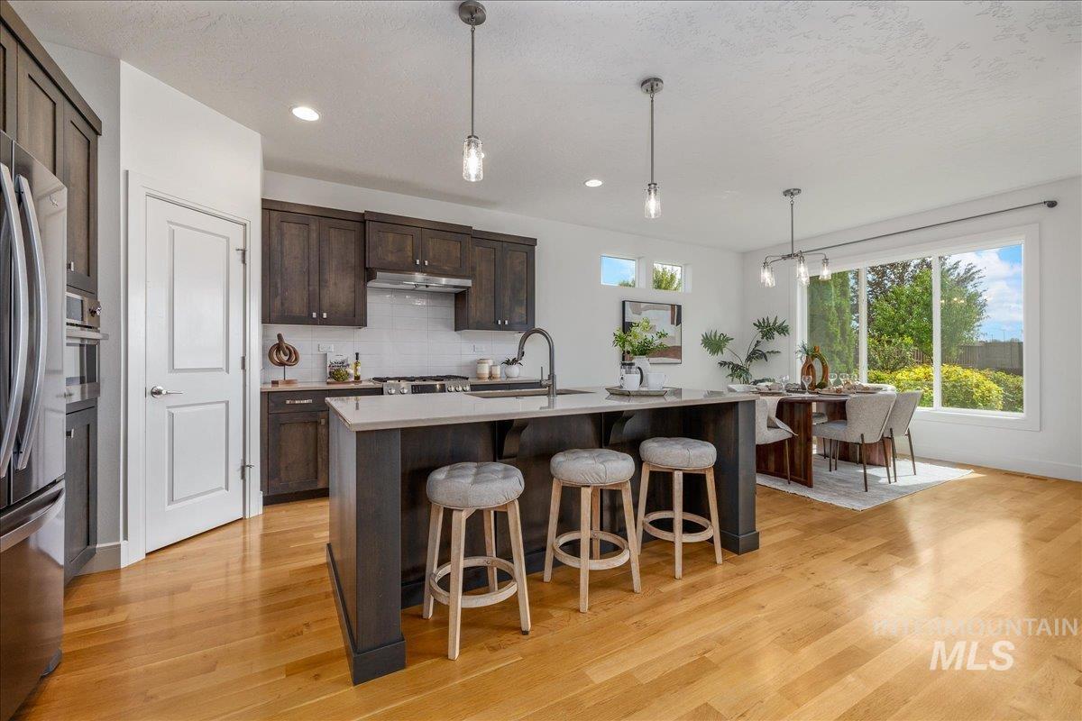 3283 W Ladle Rapids Ct, Meridian, Idaho 83646, 4 Bedrooms, 2.5 Bathrooms, Residential For Sale, Price $589,900, 99000753