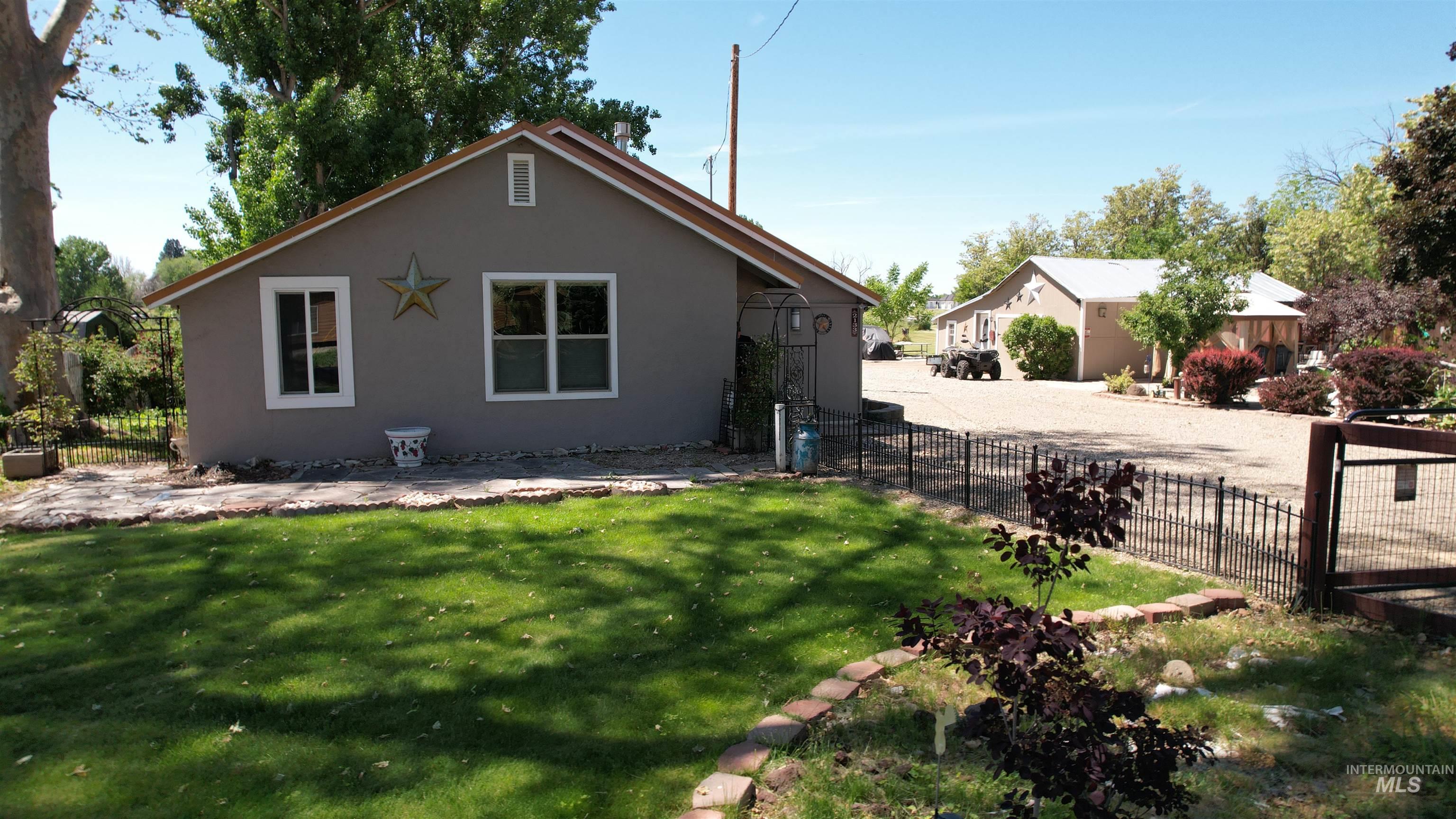 2133 Hollywood Blvd, Emmett, Idaho 83617, 2 Bedrooms, 1 Bathroom, Residential For Sale, Price $494,900, 99000756