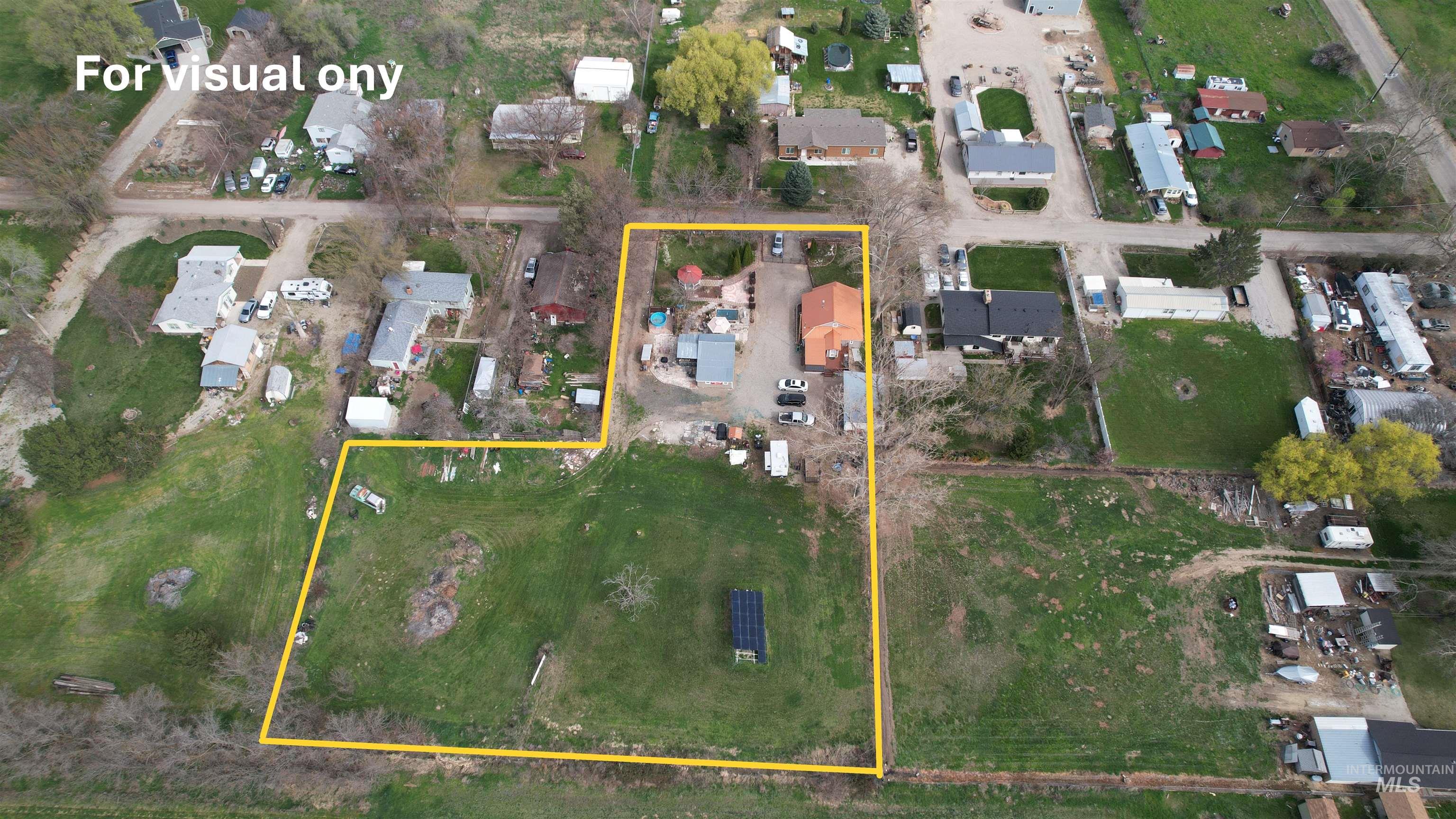 2133 Hollywood Blvd, Emmett, Idaho 83617, 2 Bedrooms, 1 Bathroom, Residential For Sale, Price $494,900, 99000756