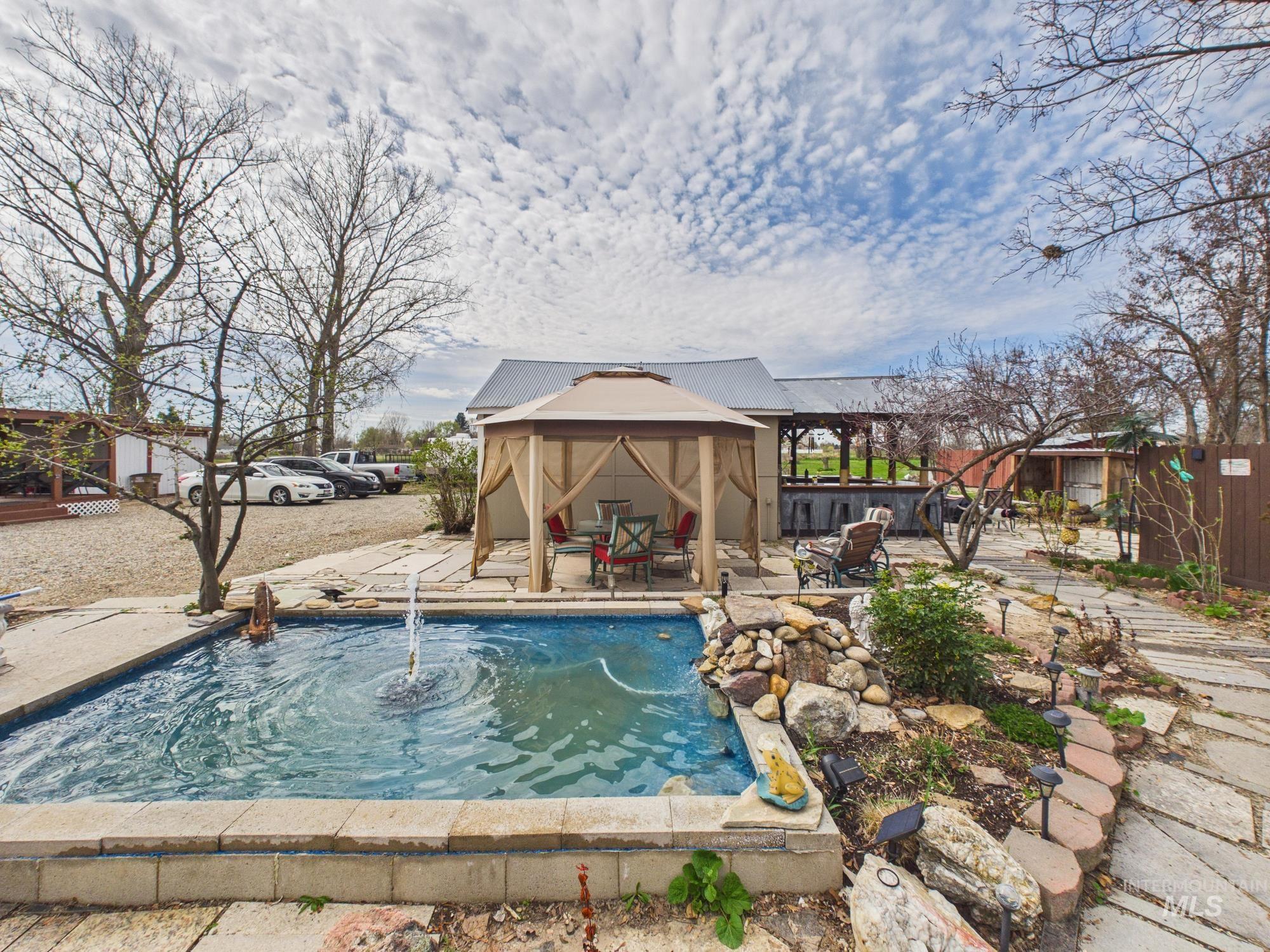 2133 Hollywood Blvd, Emmett, Idaho 83617, 2 Bedrooms, 1 Bathroom, Residential For Sale, Price $494,900, 99000756