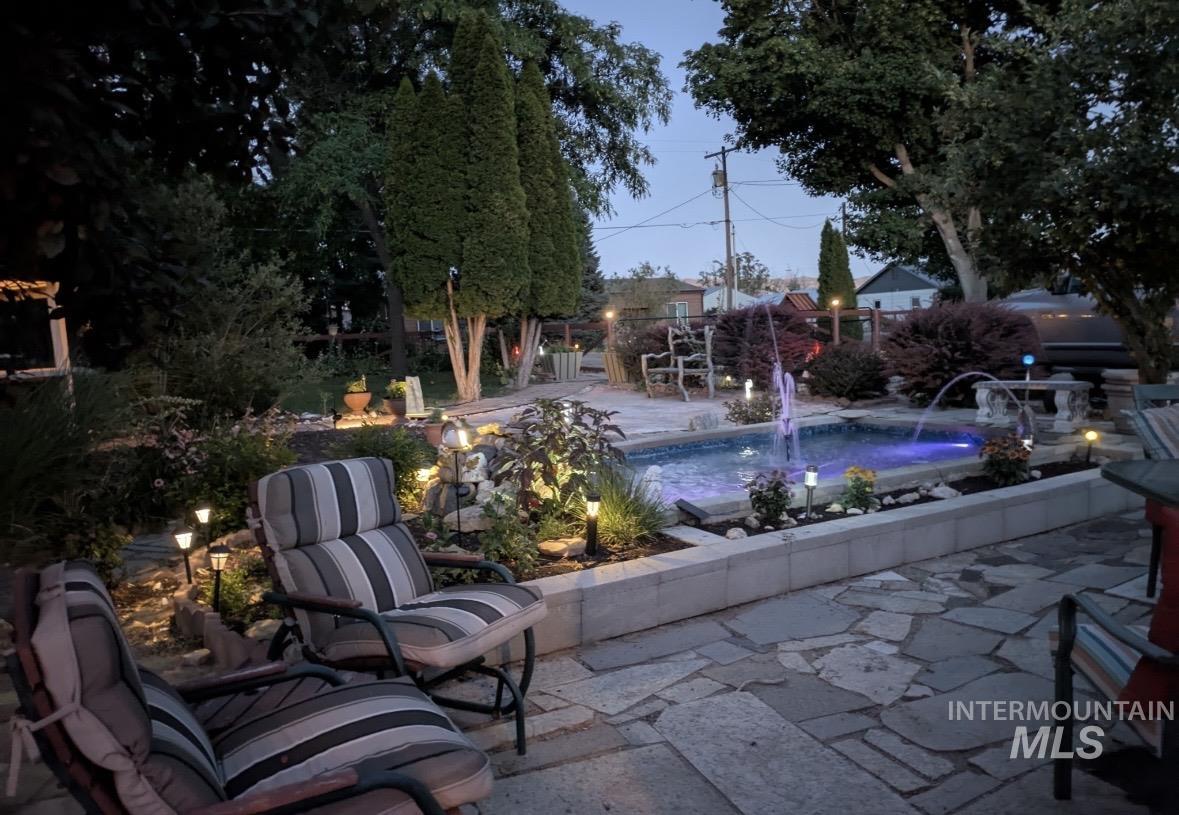 2133 Hollywood Blvd, Emmett, Idaho 83617, 2 Bedrooms, 1 Bathroom, Residential For Sale, Price $494,900, 99000756
