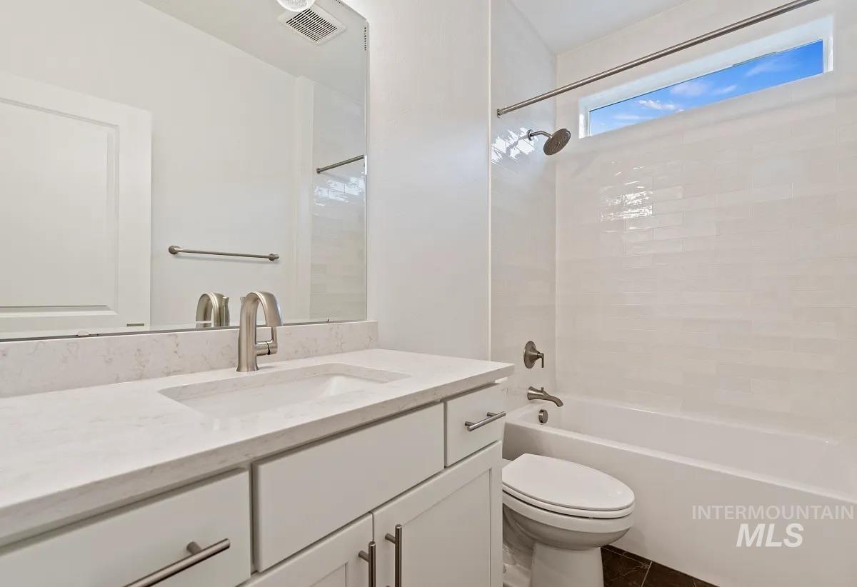 11772 W Anthos Ln, Kuna, Idaho 83634, 2 Bedrooms, 2 Bathrooms, Residential For Sale, Price $424,120,MLS 99000772