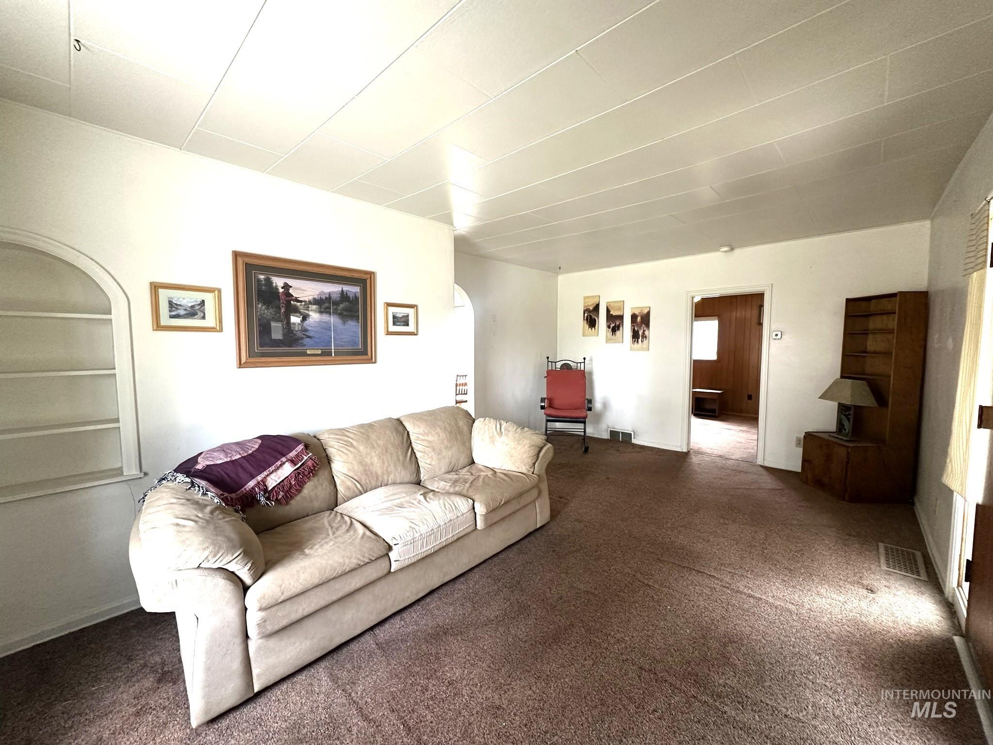 370 Smith St, Vale, Oregon 97918, 2 Bedrooms, 1 Bathroom, Residential For Sale, Price $180,000,MLS 99000773