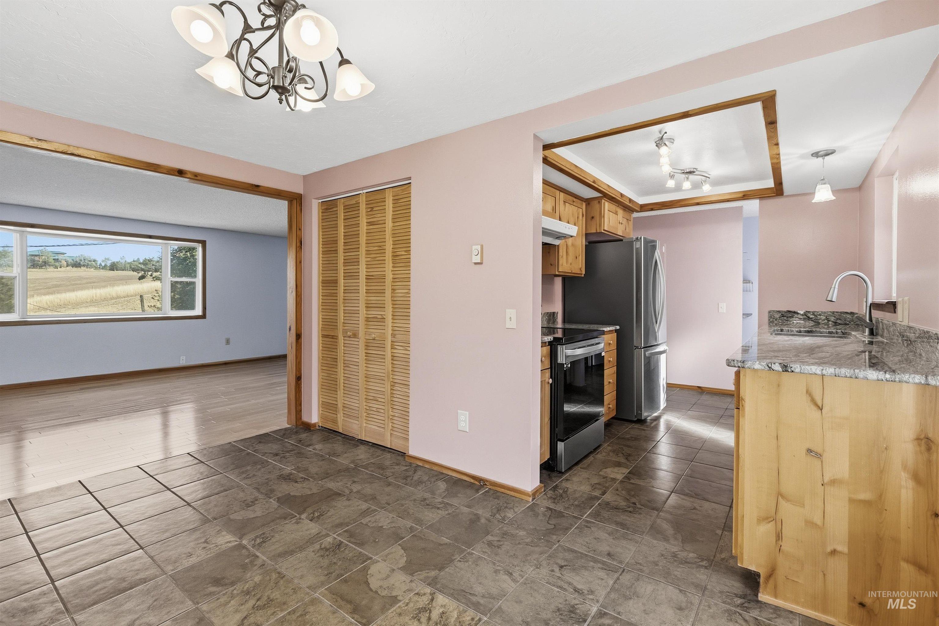 1177 Teare Rd, Moscow, Idaho 83843, 3 Bedrooms, 2 Bathrooms, Residential For Sale, Price $549,000,MLS 99000775
