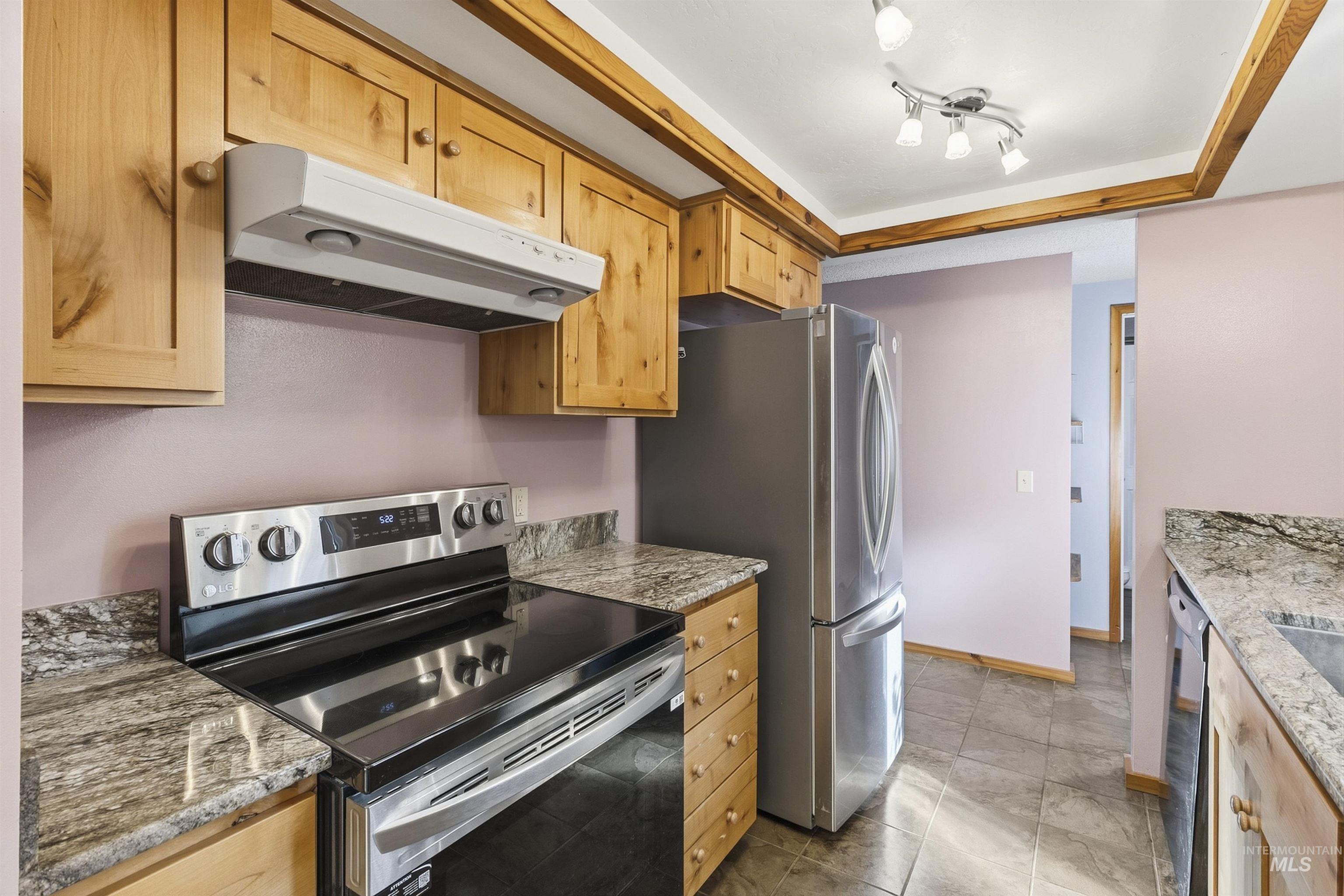 1177 Teare Rd, Moscow, Idaho 83843, 3 Bedrooms, 2 Bathrooms, Residential For Sale, Price $549,000,MLS 99000775
