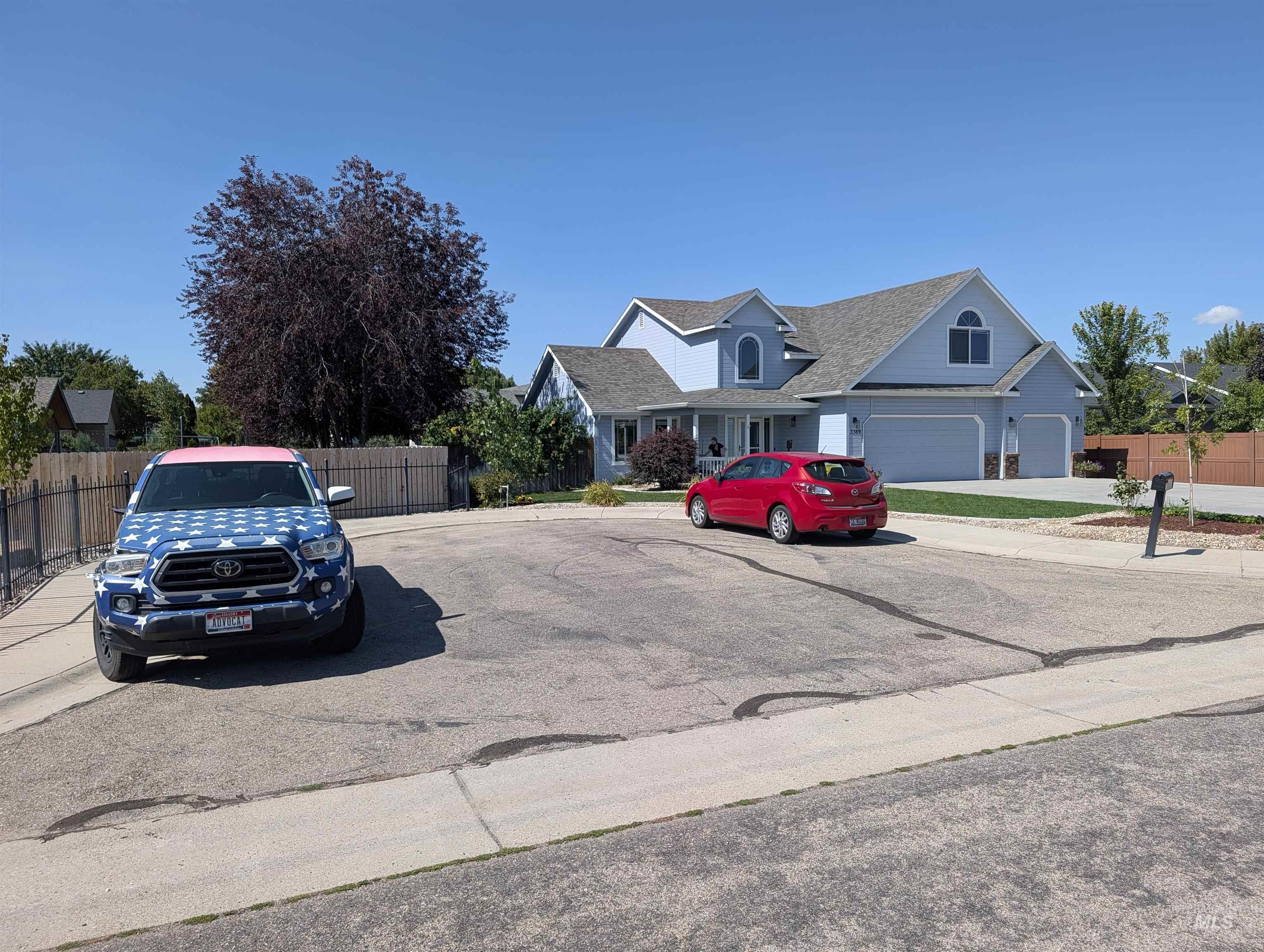 3389 N Yellow Peak, Meridian, Idaho 83646, 4 Bedrooms, 2.5 Bathrooms, Residential For Sale, Price $500,000,MLS 99000782