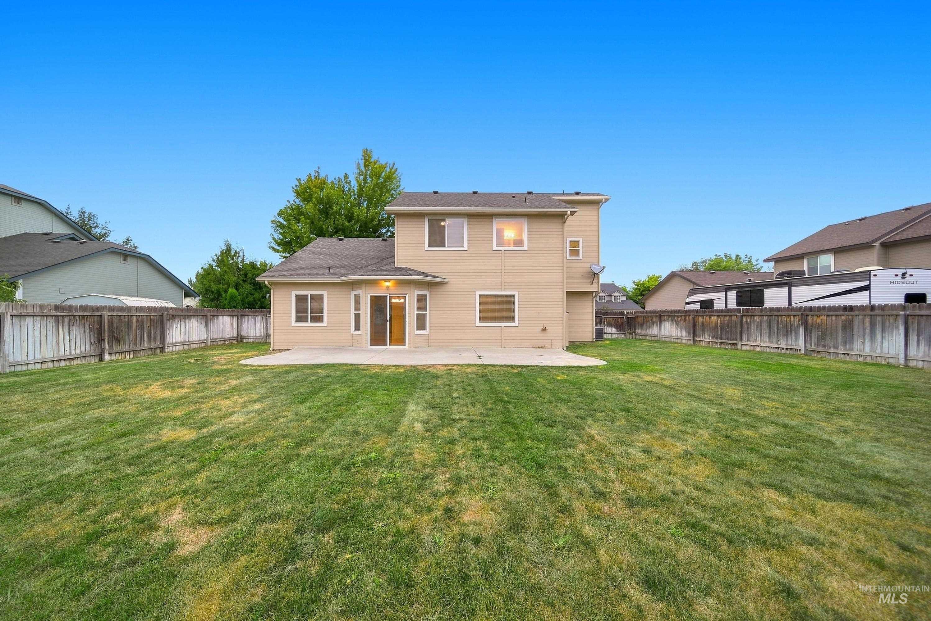 919 E Hawk St, Meridian, Idaho 83646, 4 Bedrooms, 2.5 Bathrooms, Residential For Sale, Price $481,000,MLS 99000783