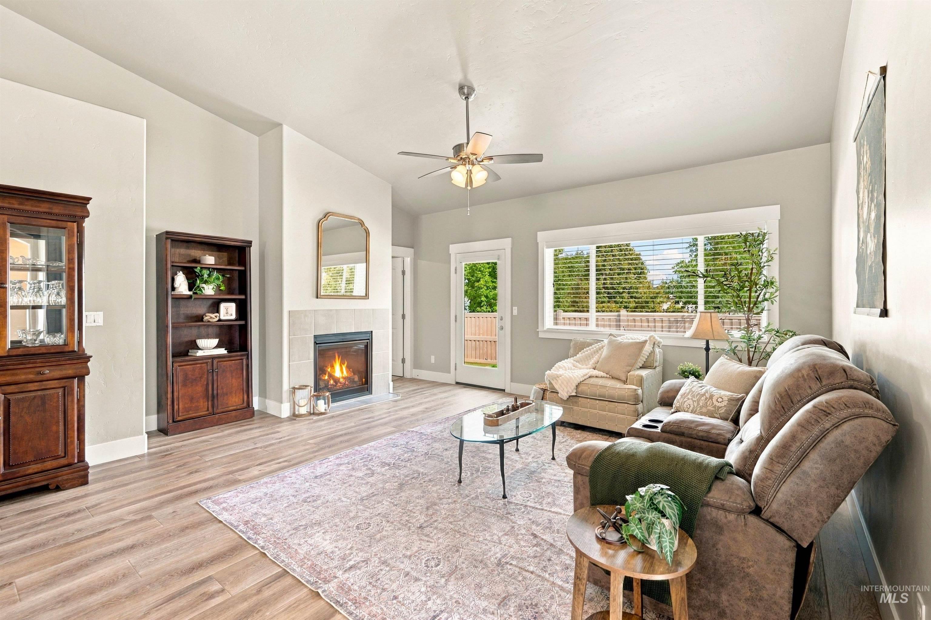 1656 Spring Creek Ave., Middleton, Idaho 83644, 3 Bedrooms, 2 Bathrooms, Residential For Sale, Price $479,000,MLS 99000790