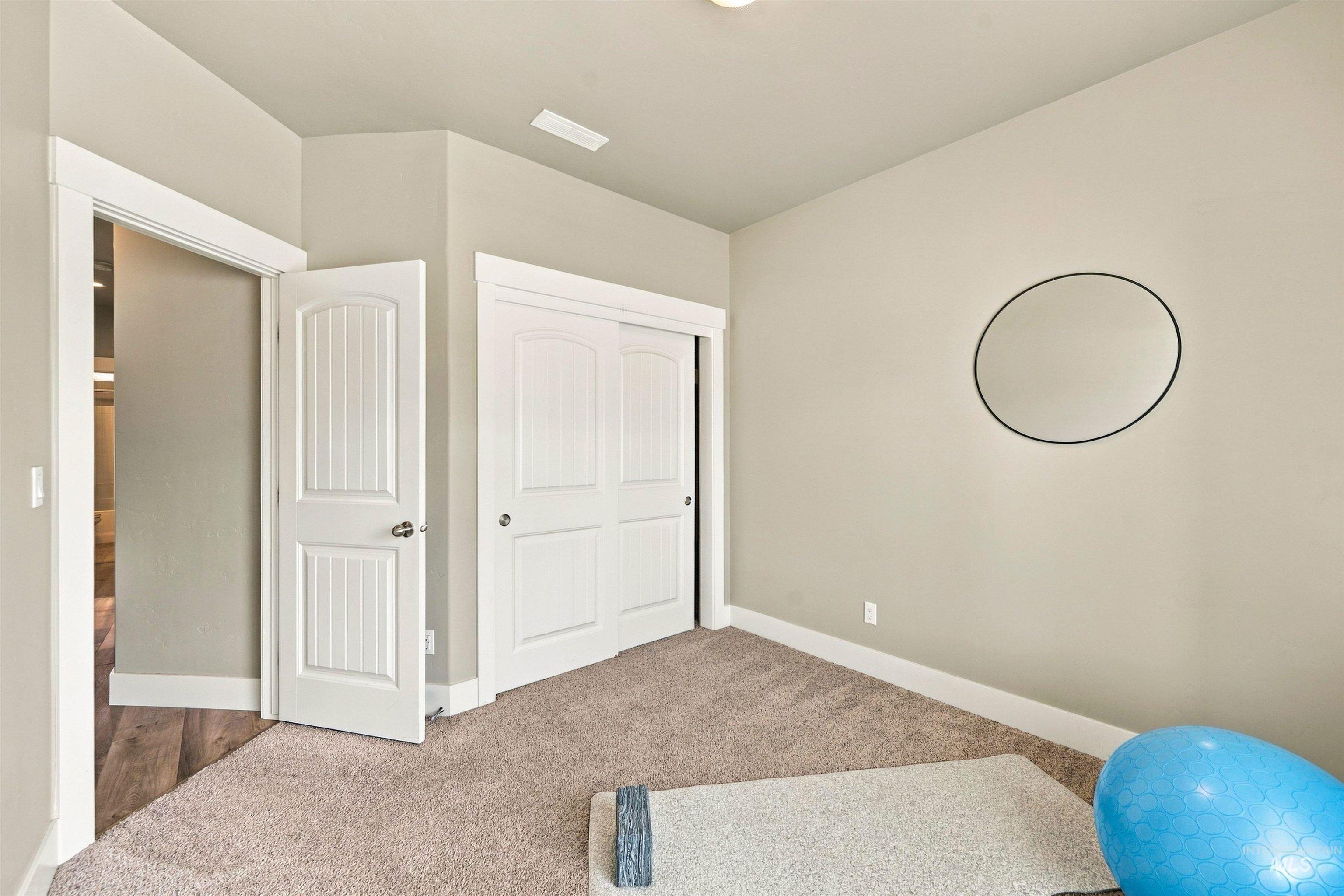 1656 Spring Creek Ave., Middleton, Idaho 83644, 3 Bedrooms, 2 Bathrooms, Residential For Sale, Price $479,000,MLS 99000790