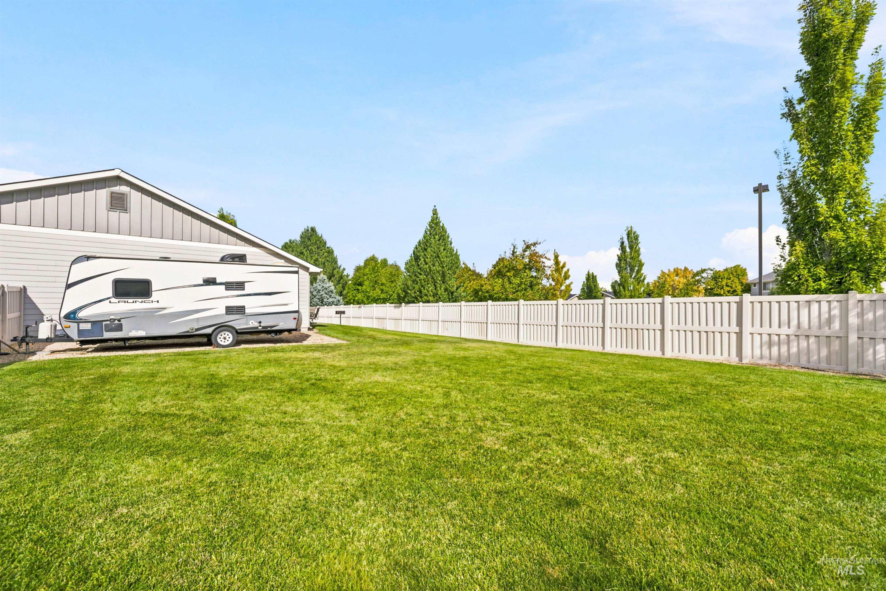 1656 Spring Creek Ave., Middleton, Idaho 83644, 3 Bedrooms, 2 Bathrooms, Residential For Sale, Price $479,000,MLS 99000790