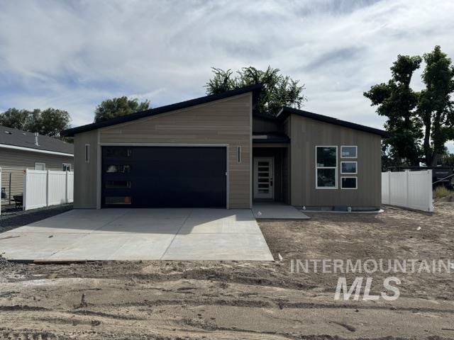929 Aiken Ave, Buhl, Idaho 83316, 3 Bedrooms, 2 Bathrooms, Residential For Sale, Price $387,900,MLS 99000803