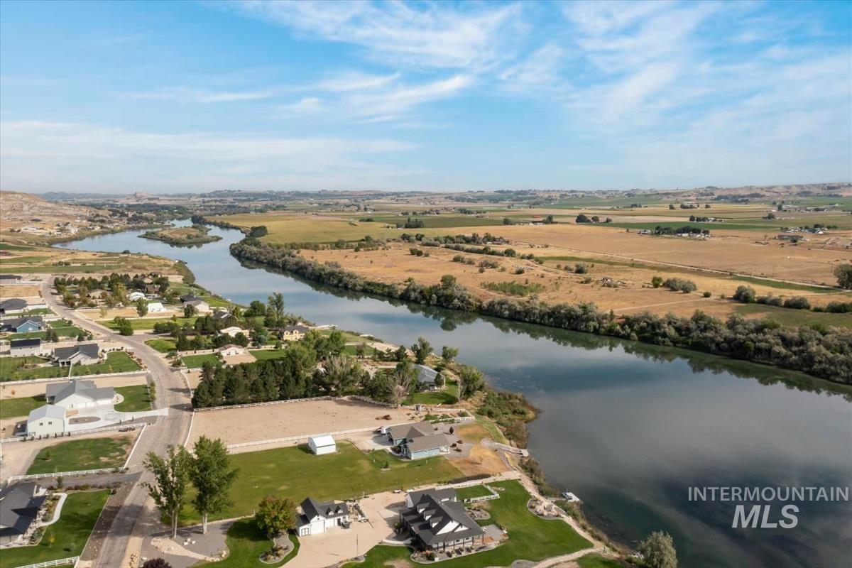 541 Bass Run Ln, Marsing, Idaho 83639, 3 Bedrooms, 3.5 Bathrooms, Residential For Sale, Price $1,175,000,MLS 99000808