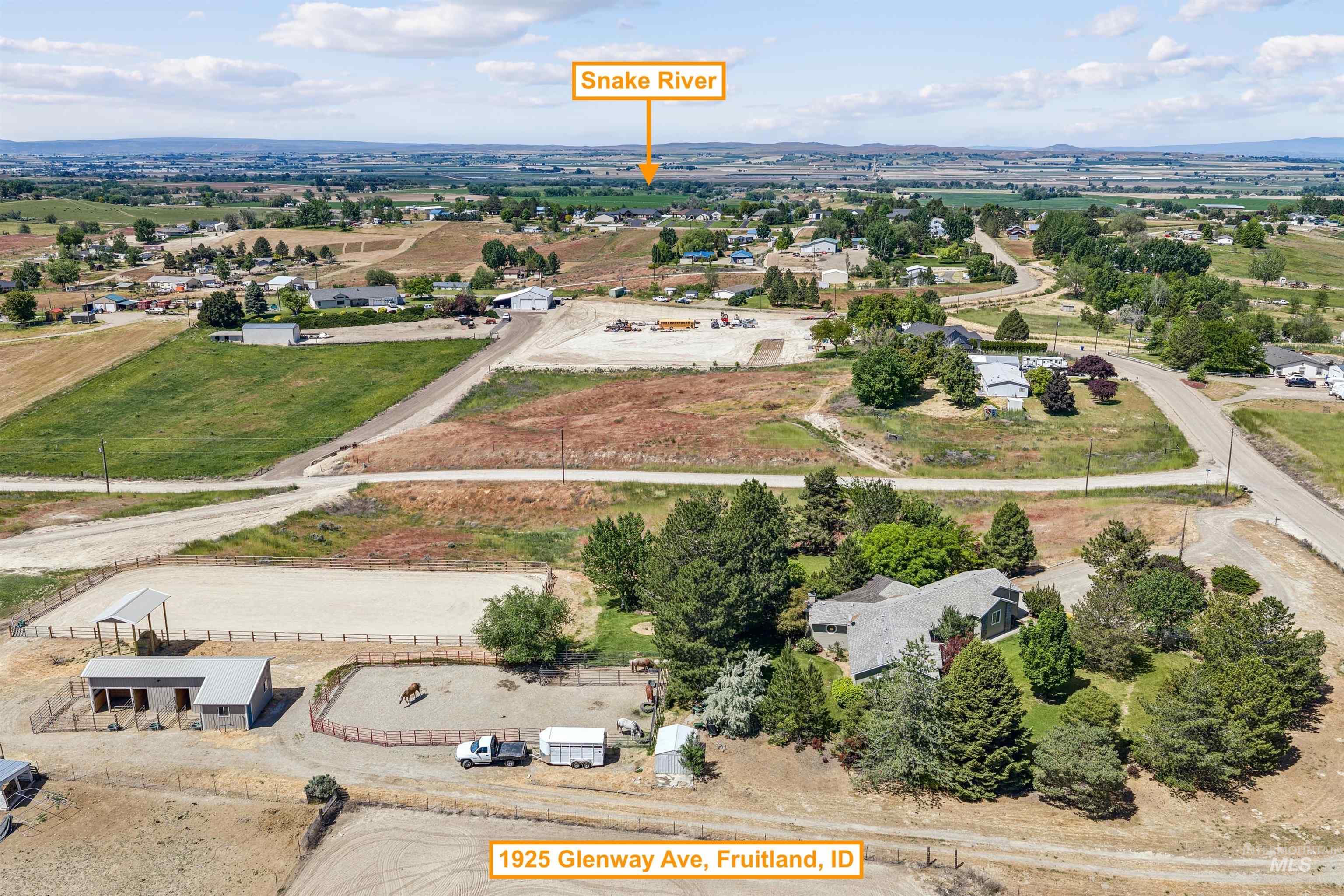 1925 Glenway Ave, Fruitland, Idaho 83619, 4 Bedrooms, 3 Bathrooms, Residential For Sale, Price $750,000,MLS 99000812