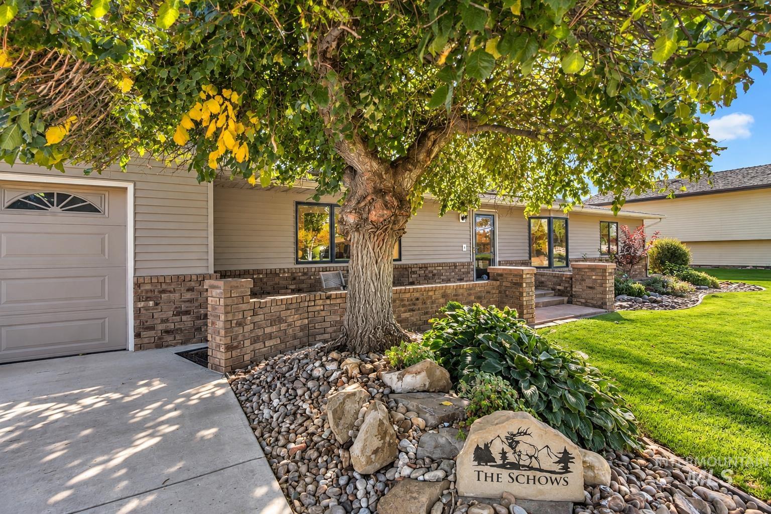 701 19th Street, Rupert, Idaho 83350, 4 Bedrooms, 2.5 Bathrooms, Residential For Sale, Price $409,000, 99000822