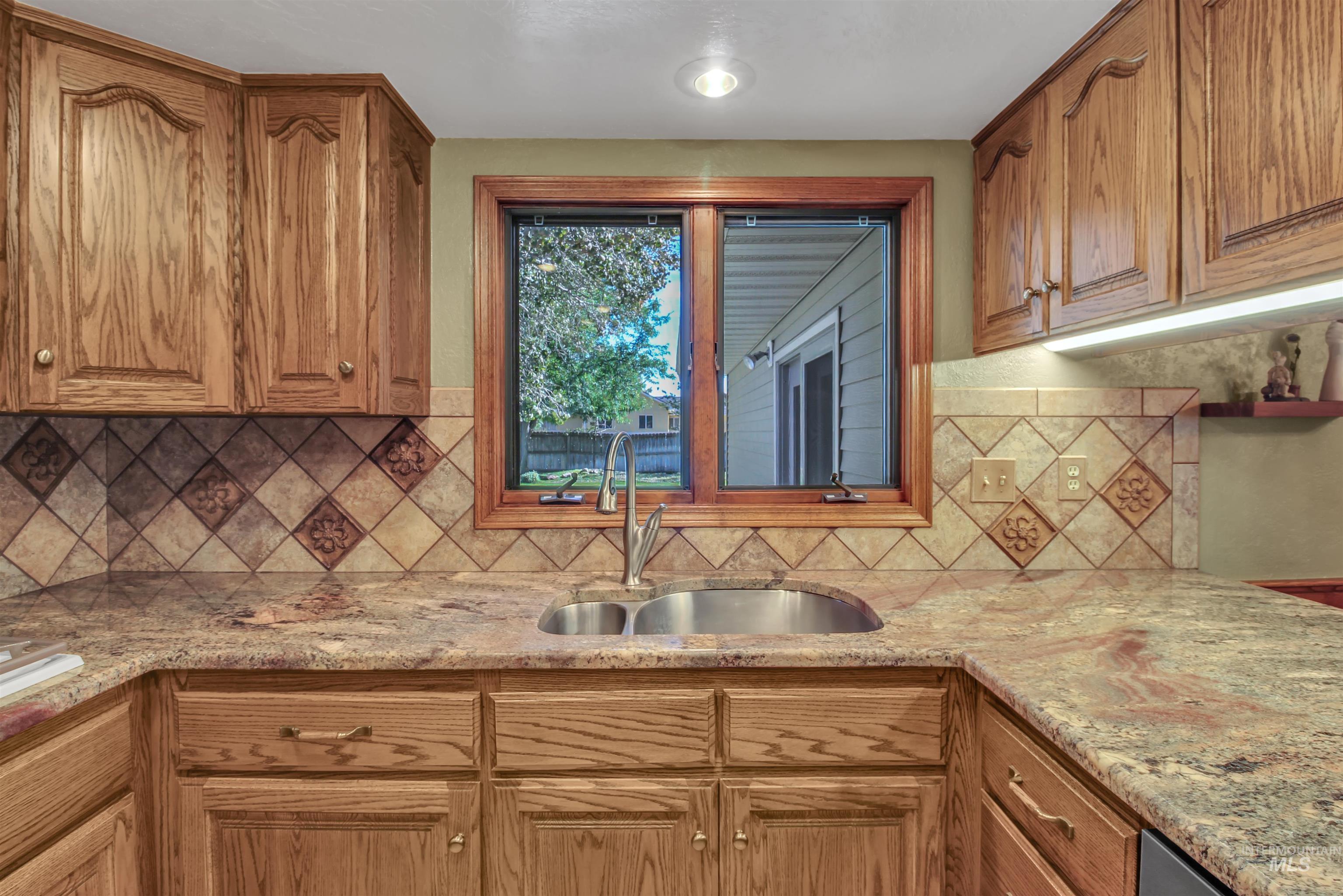 701 19th Street, Rupert, Idaho 83350, 4 Bedrooms, 2.5 Bathrooms, Residential For Sale, Price $409,000, 99000822