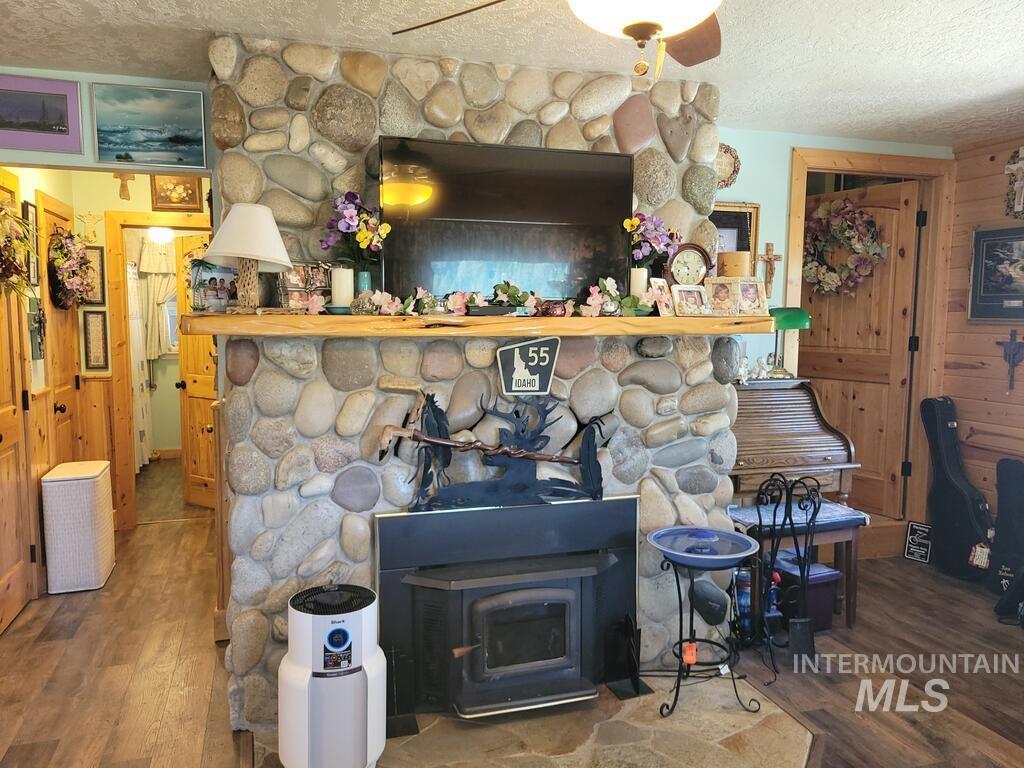 9775 Hwy 55, Cascade, Idaho 83611, 3 Bedrooms, 1 Bathroom, Residential For Sale, Price $649,900,MLS 99000827
