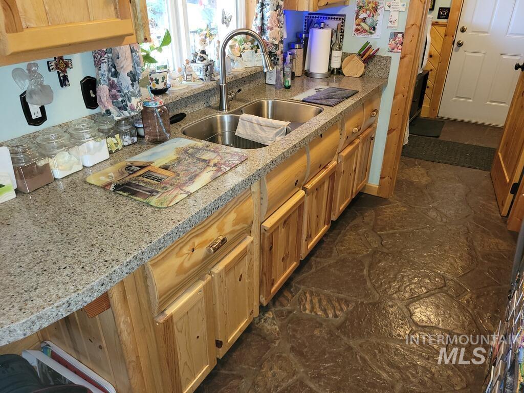 9775 Hwy 55, Cascade, Idaho 83611, 3 Bedrooms, 1 Bathroom, Residential For Sale, Price $649,900,MLS 99000827