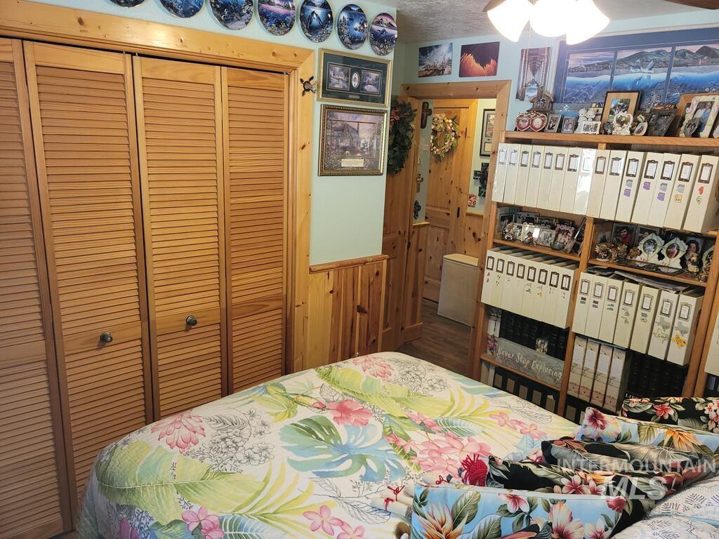 9775 Hwy 55, Cascade, Idaho 83611, 3 Bedrooms, 1 Bathroom, Residential For Sale, Price $649,900,MLS 99000827