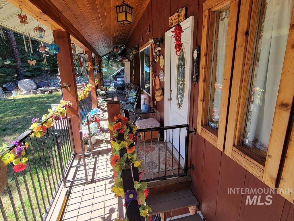 9775 Hwy 55, Cascade, Idaho 83611, 3 Bedrooms, 1 Bathroom, Residential For Sale, Price $649,900,MLS 99000827