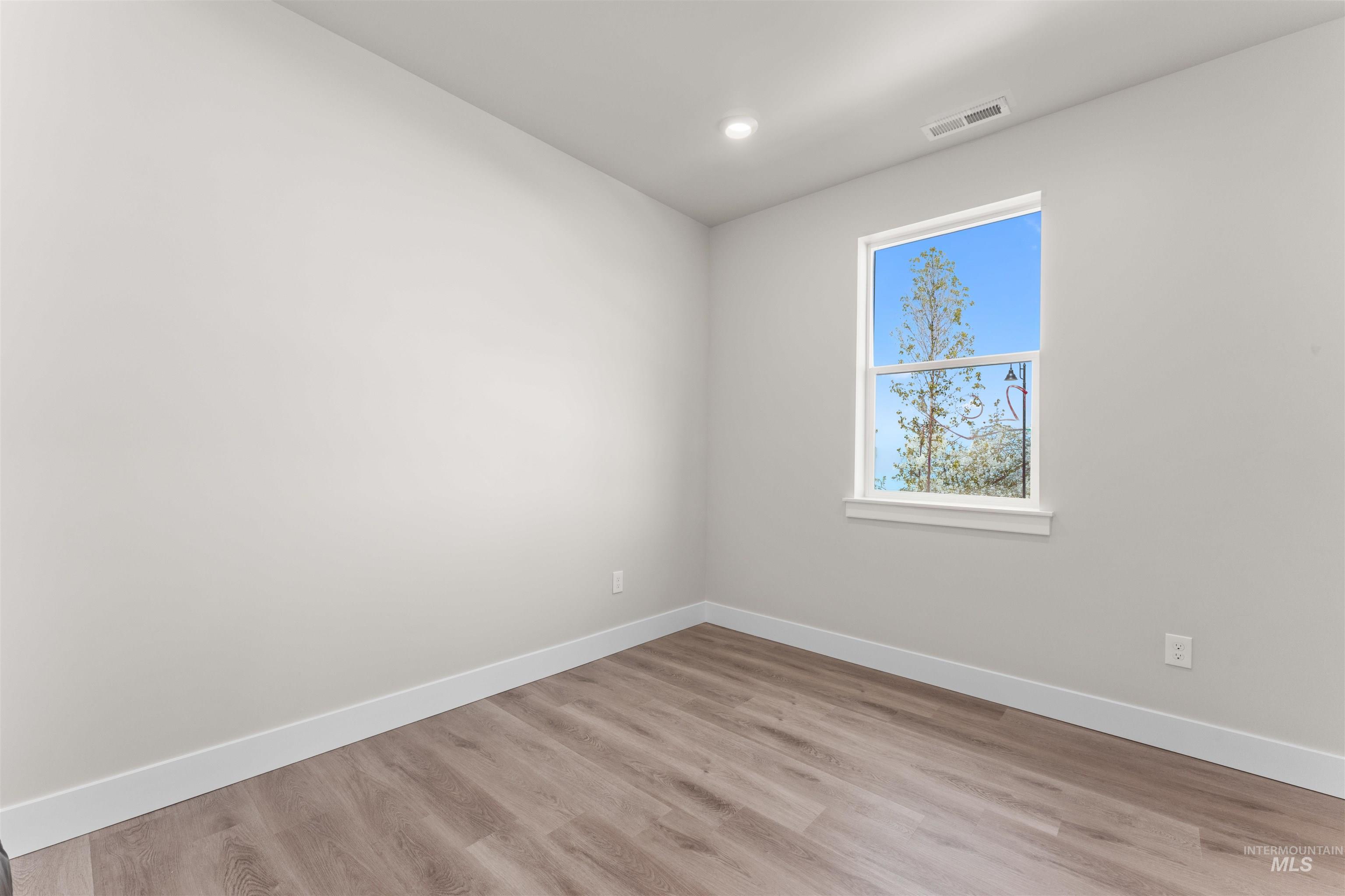 12493 W Bridger Bay Dr, Star, Idaho 83669, 4 Bedrooms, 3 Bathrooms, Residential For Sale, Price $437,990,MLS 99000833