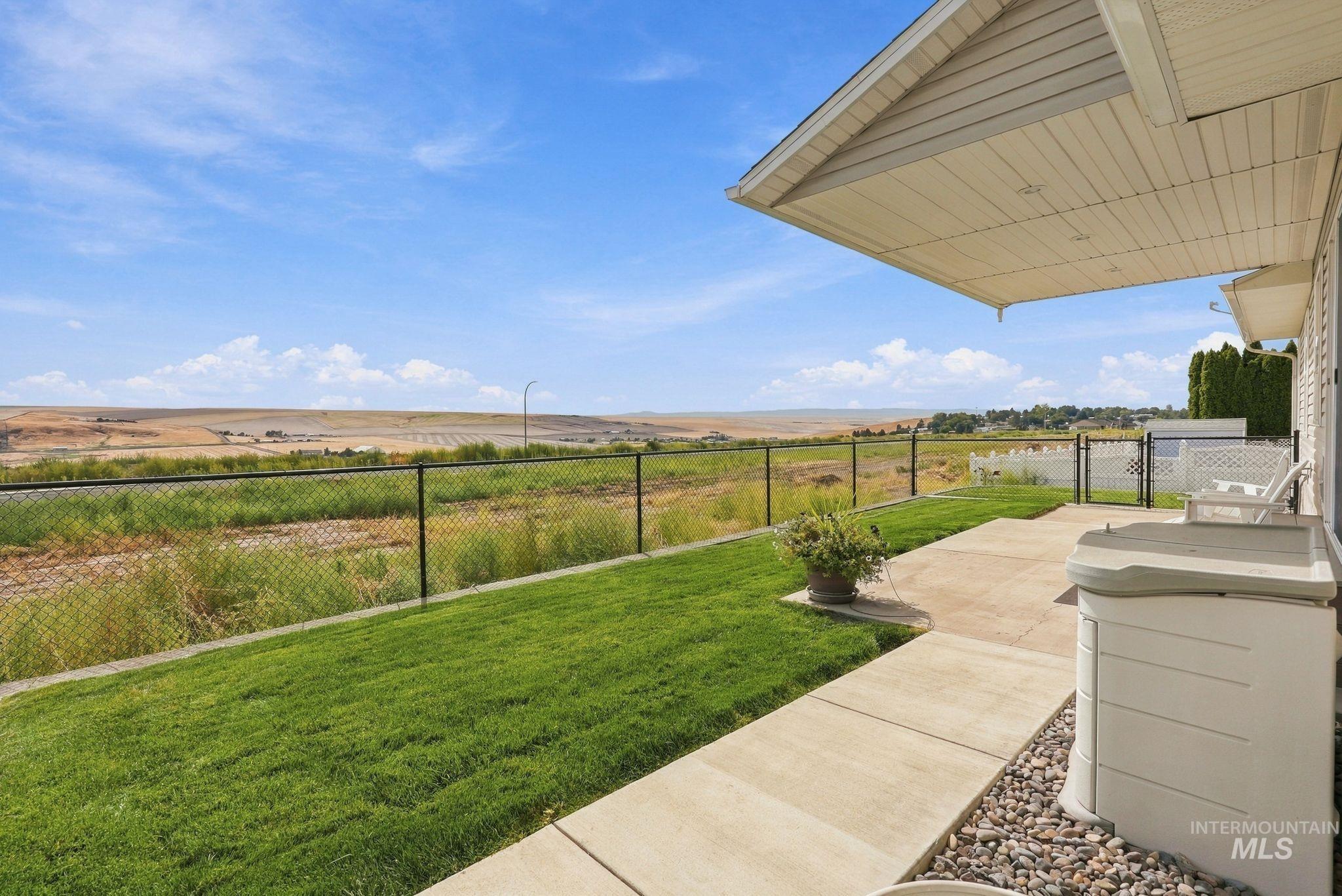1922 Birch Dr, Lewiston, Idaho 83501, 4 Bedrooms, 2 Bathrooms, Residential For Sale, Price $525,000, 99000838