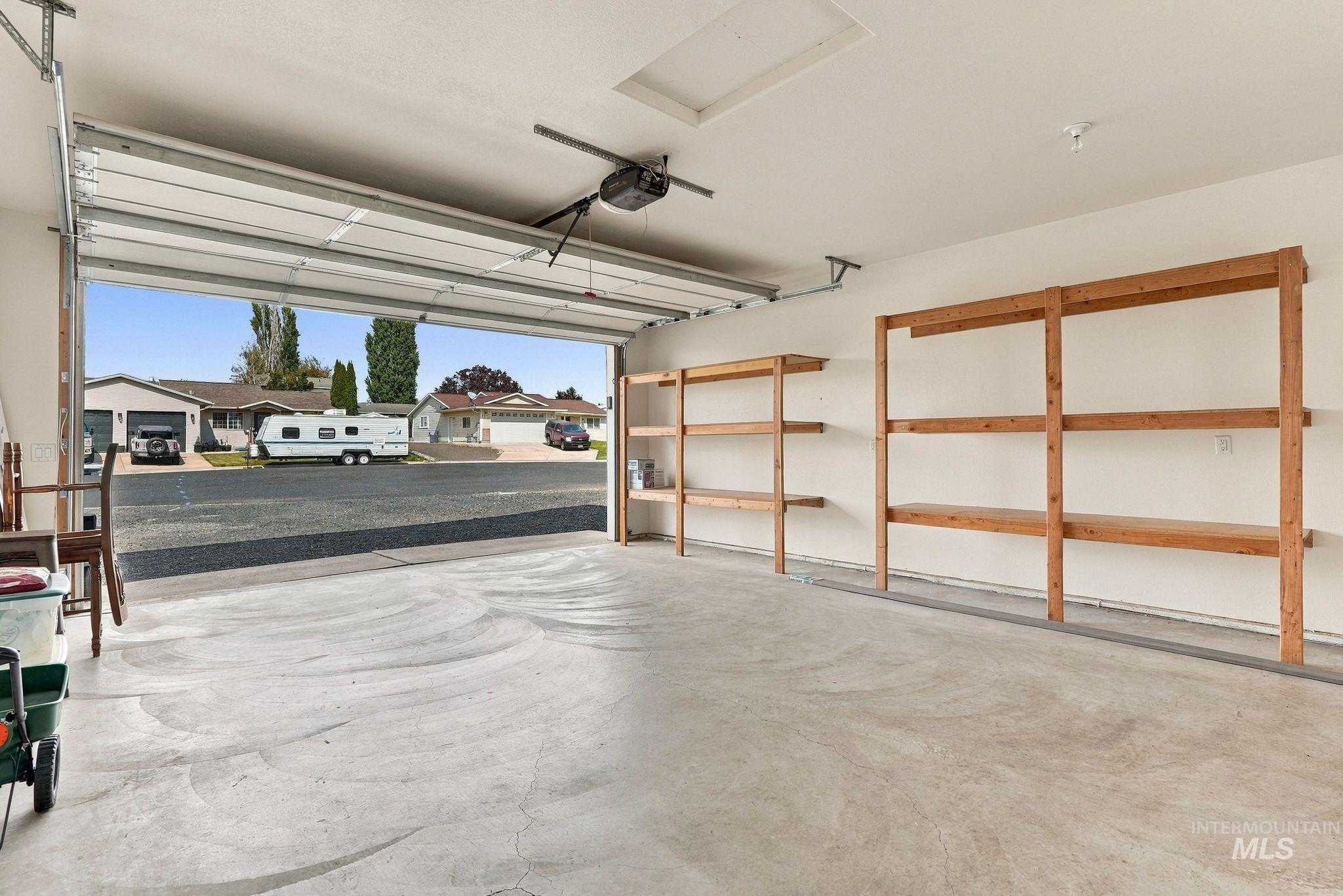 1922 Birch Dr, Lewiston, Idaho 83501, 4 Bedrooms, 2 Bathrooms, Residential For Sale, Price $525,000, 99000838
