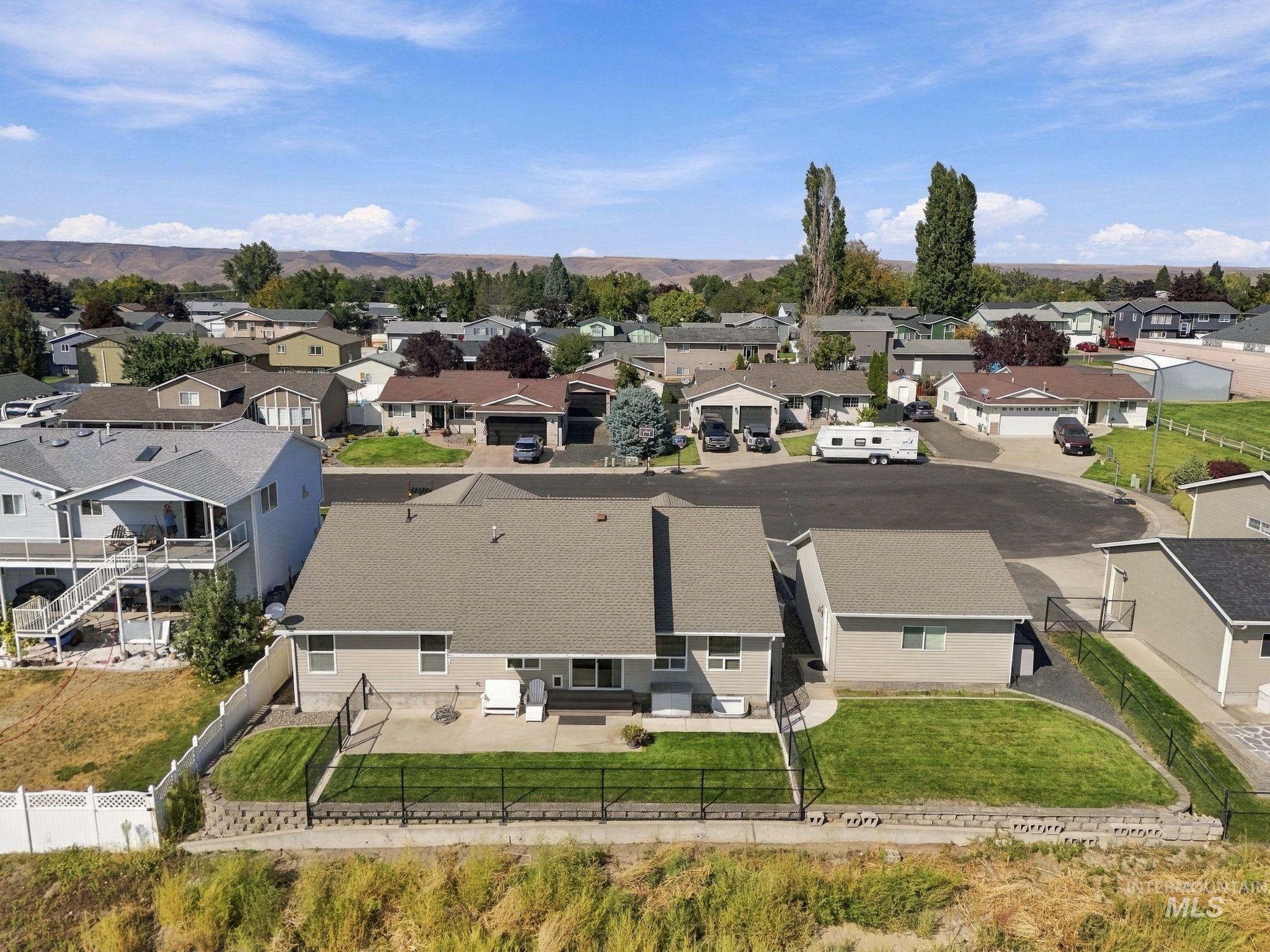 1922 Birch Dr, Lewiston, Idaho 83501, 4 Bedrooms, 2 Bathrooms, Residential For Sale, Price $525,000, 99000838