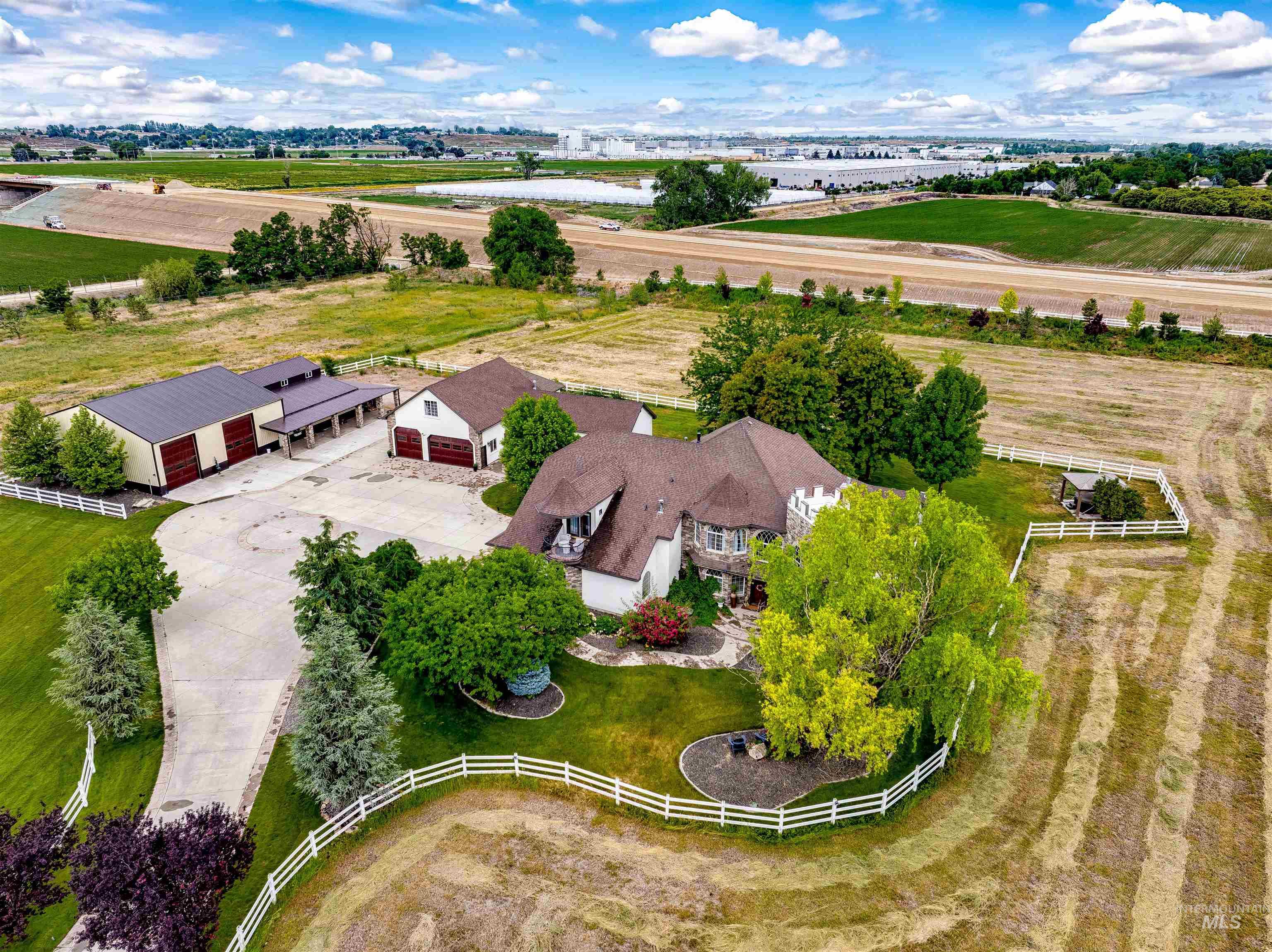 4039 Saint James Loop, Nampa, Idaho 83687, 4 Bedrooms, 5.5 Bathrooms, Residential For Sale, Price $1,899,000,MLS 99000845