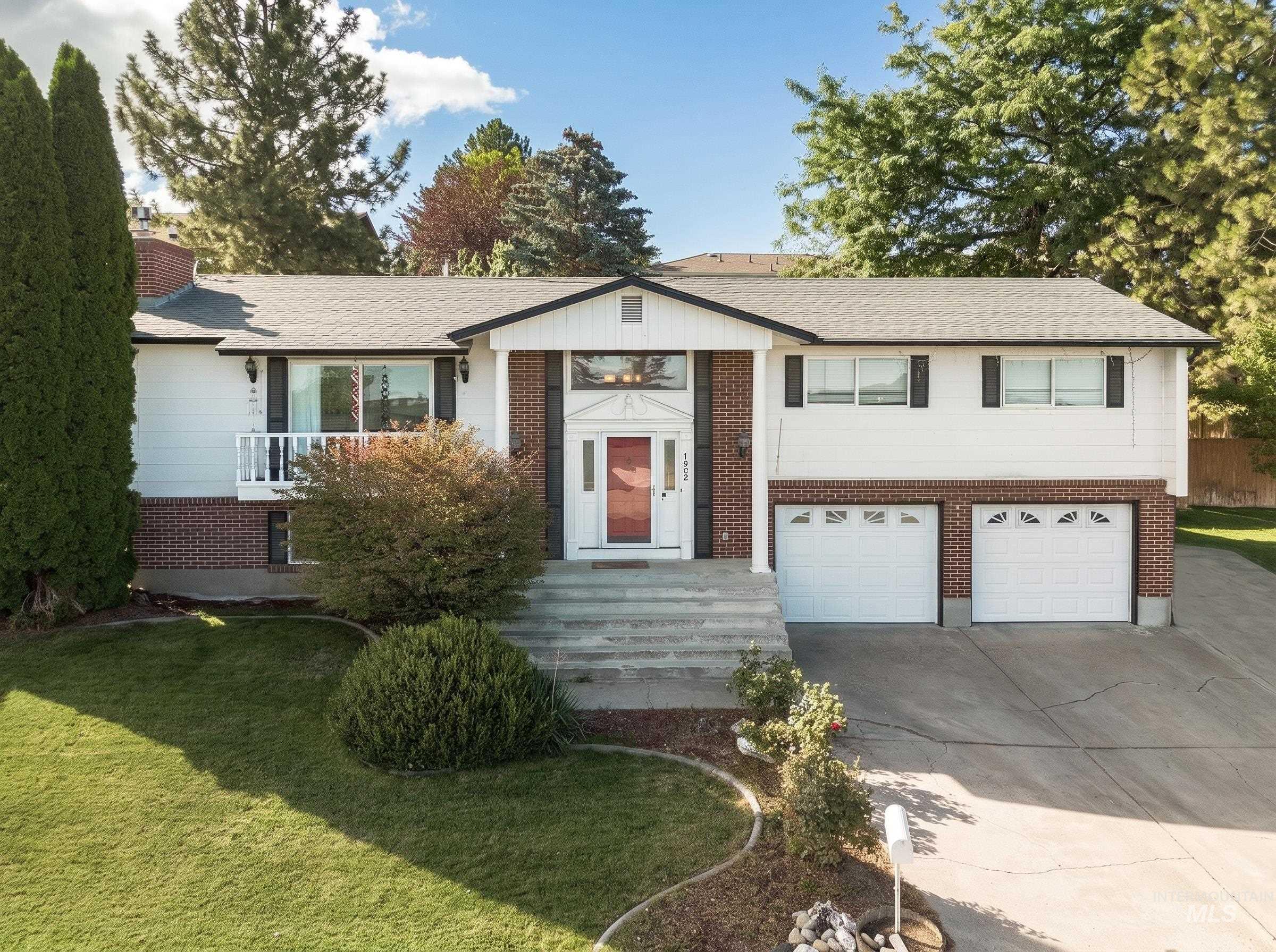 1959 Beth St, Pocatello, Idaho 83201, 4 Bedrooms, 3 Bathrooms, Residential For Sale, Price $360,000,MLS 99000847