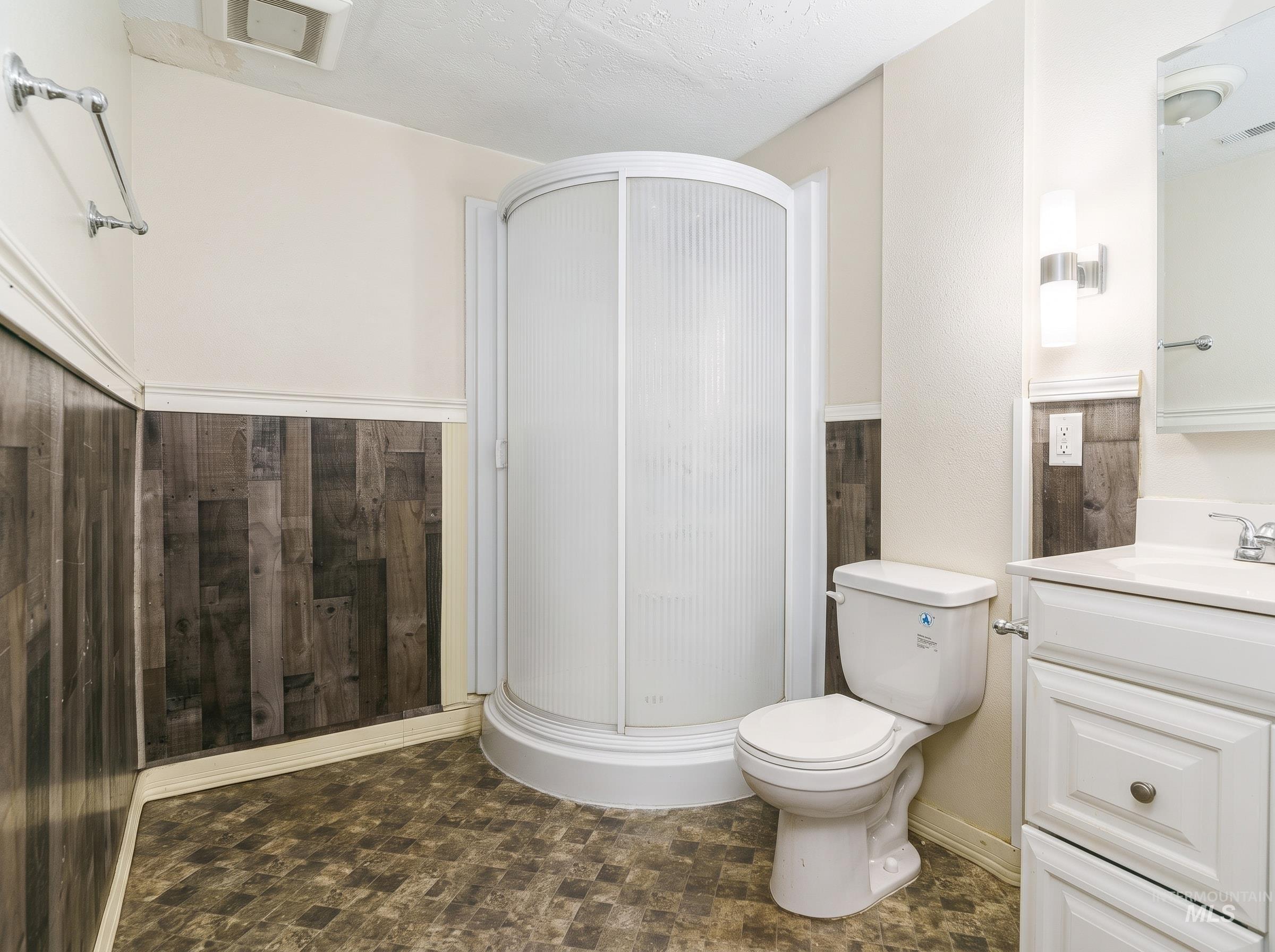 1959 Beth St, Pocatello, Idaho 83201, 4 Bedrooms, 3 Bathrooms, Residential For Sale, Price $360,000,MLS 99000847