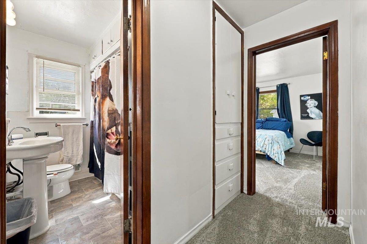 8107 King St, Boise, Idaho 83704, 2 Bedrooms, 1 Bathroom, Residential For Sale, Price $375,000,MLS 99000849