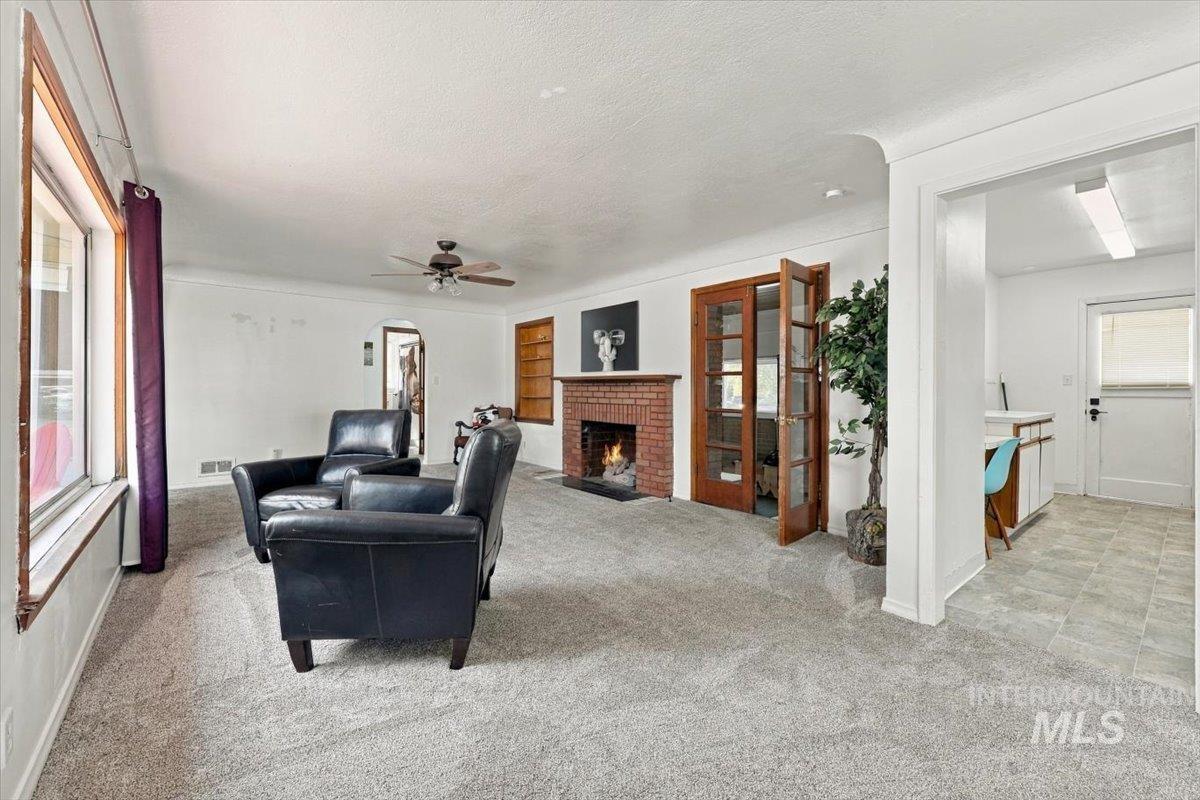 8107 King St, Boise, Idaho 83704, 2 Bedrooms, 1 Bathroom, Residential For Sale, Price $375,000,MLS 99000849