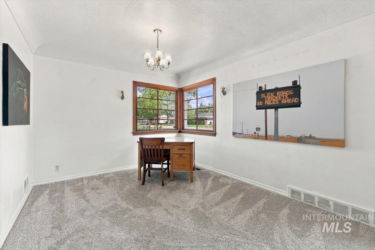 8107 King St, Boise, Idaho 83704, 2 Bedrooms, 1 Bathroom, Residential For Sale, Price $375,000,MLS 99000849