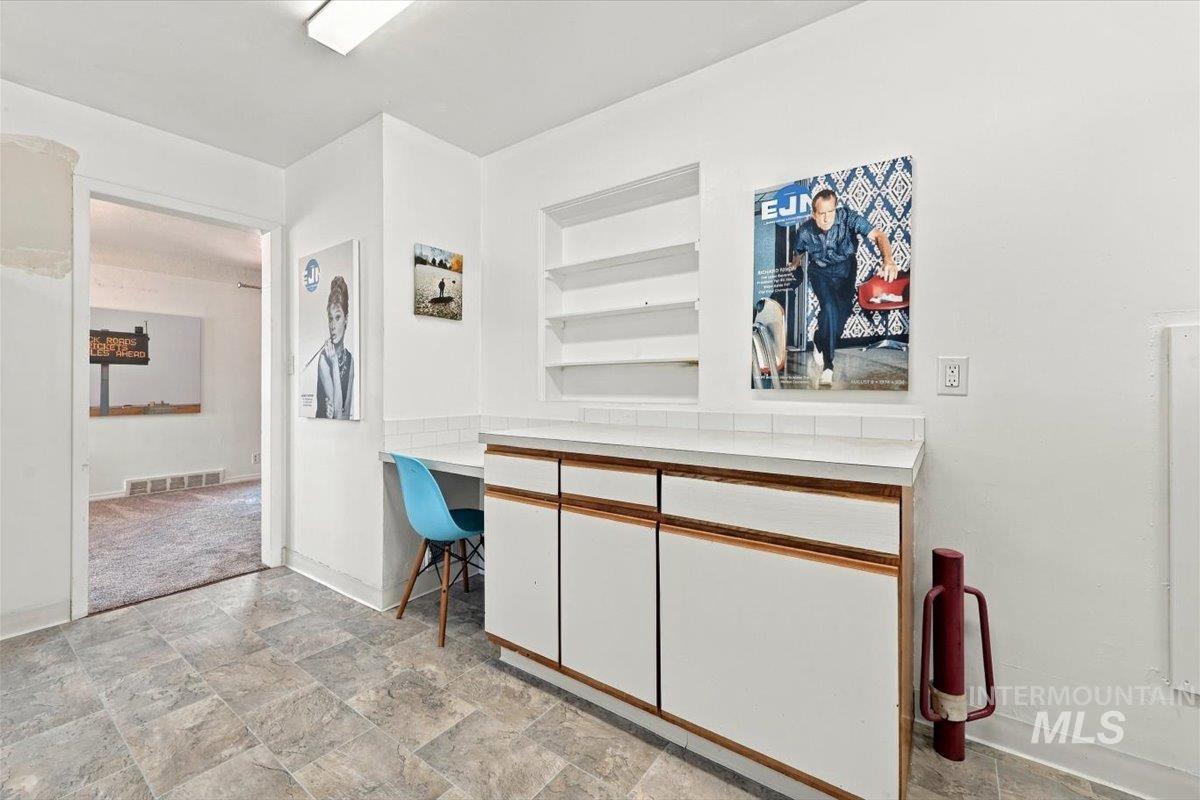 8107 King St, Boise, Idaho 83704, 2 Bedrooms, 1 Bathroom, Residential For Sale, Price $375,000,MLS 99000849