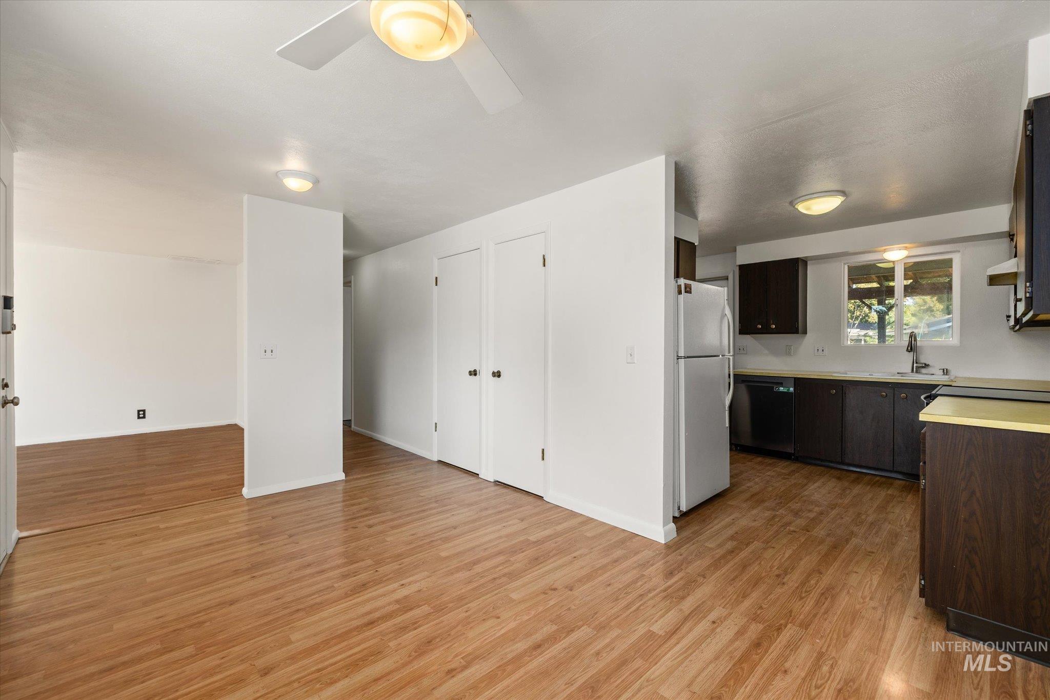 606 W Lawndale Dr, Meridian, Idaho 83646, 3 Bedrooms, 1 Bathroom, Residential For Sale, Price $399,000,MLS 99000851