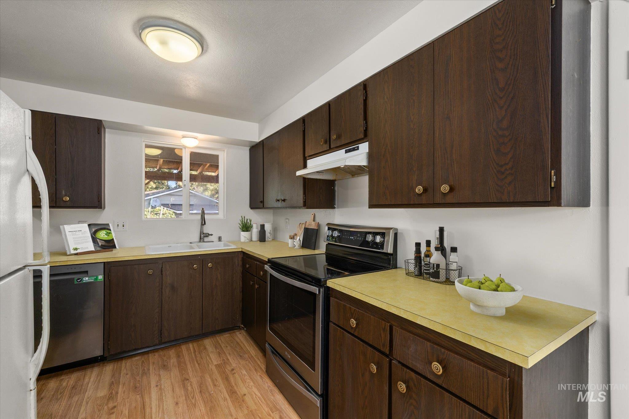 606 W Lawndale Dr, Meridian, Idaho 83646, 3 Bedrooms, 1 Bathroom, Residential For Sale, Price $399,000,MLS 99000851
