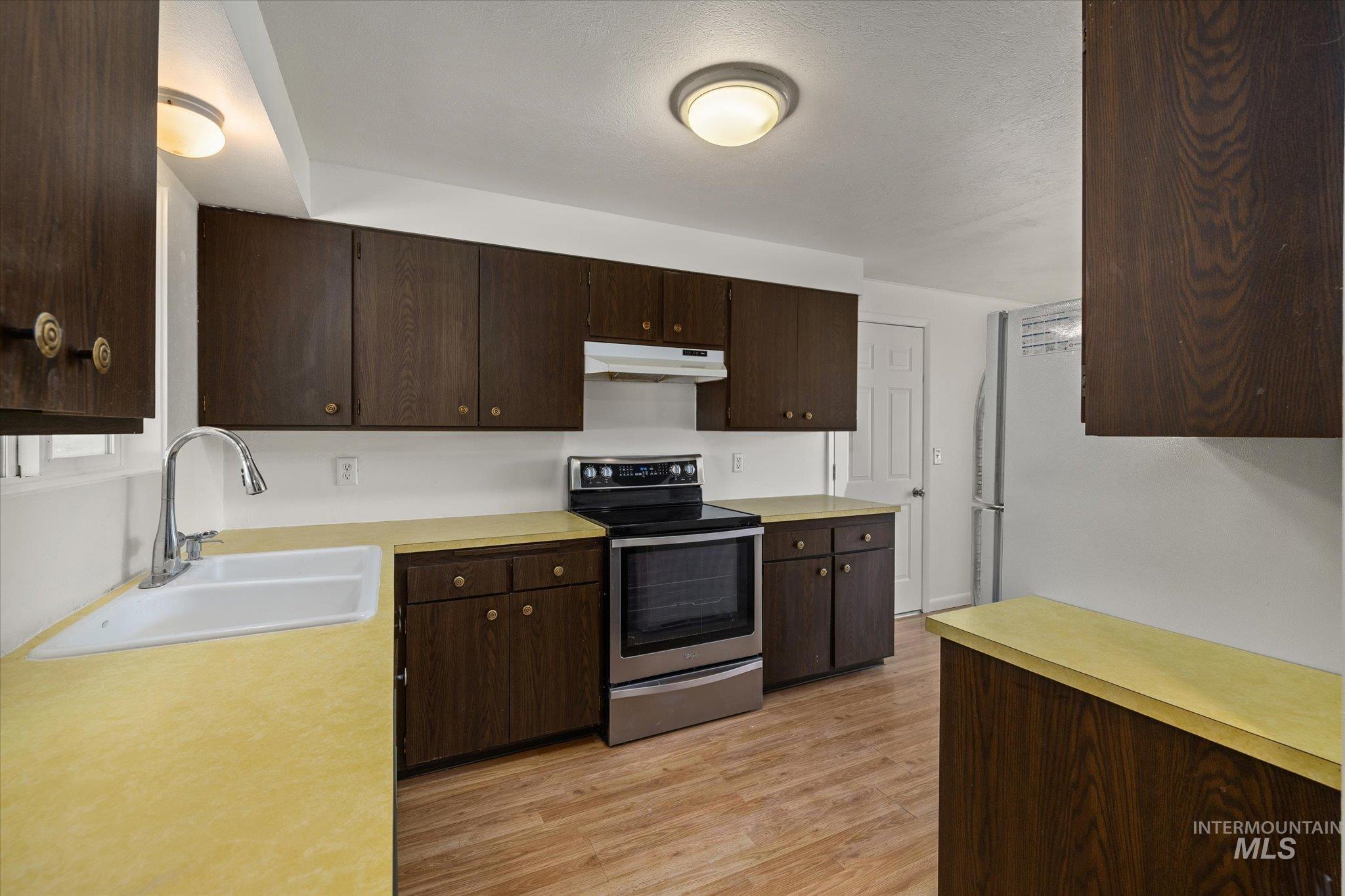 606 W Lawndale Dr, Meridian, Idaho 83646, 3 Bedrooms, 1 Bathroom, Residential For Sale, Price $399,000,MLS 99000851
